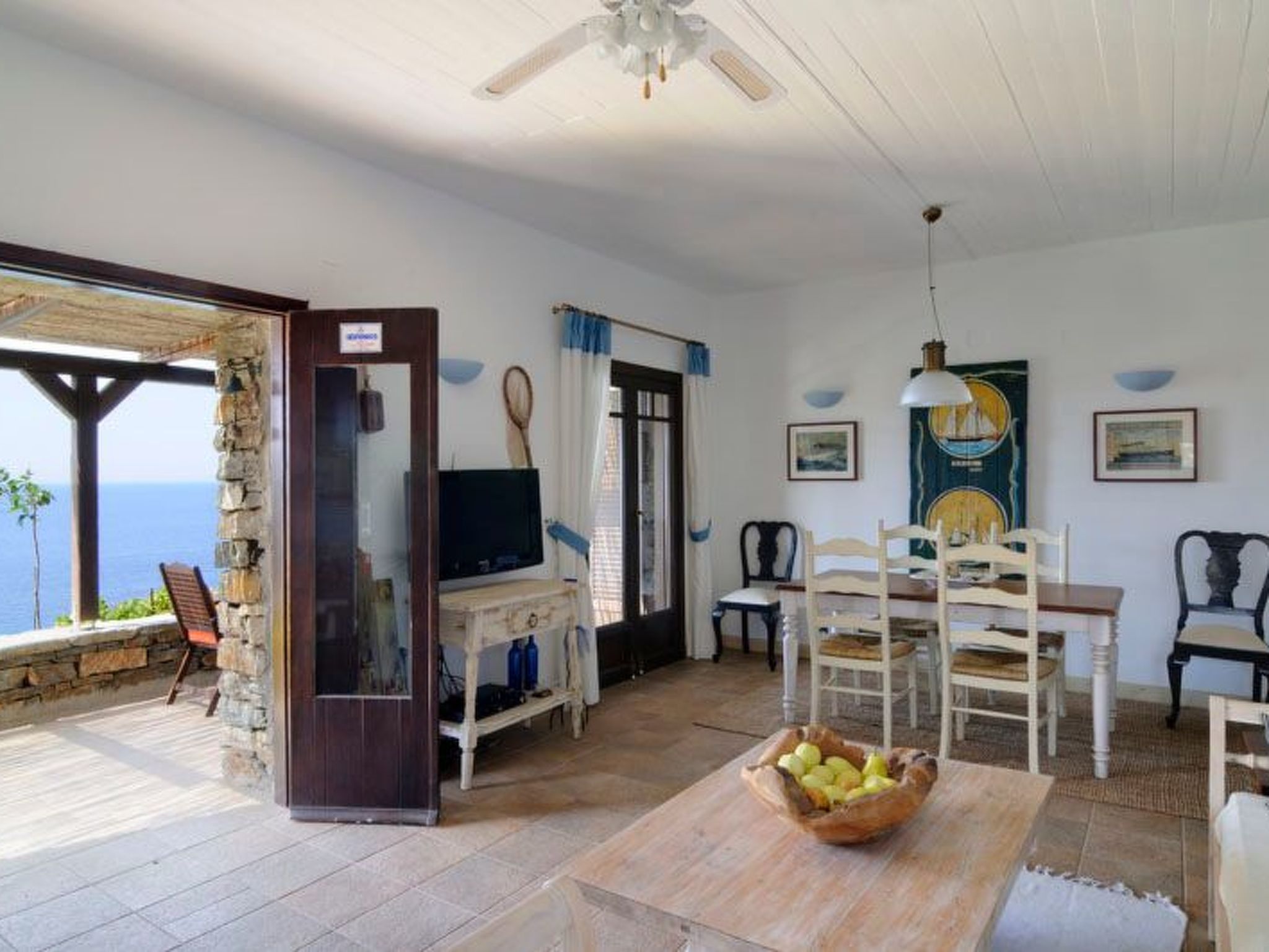 Luxuriöse, ruhige Wohnung direkt am Meer - Privatstrand-Binnen