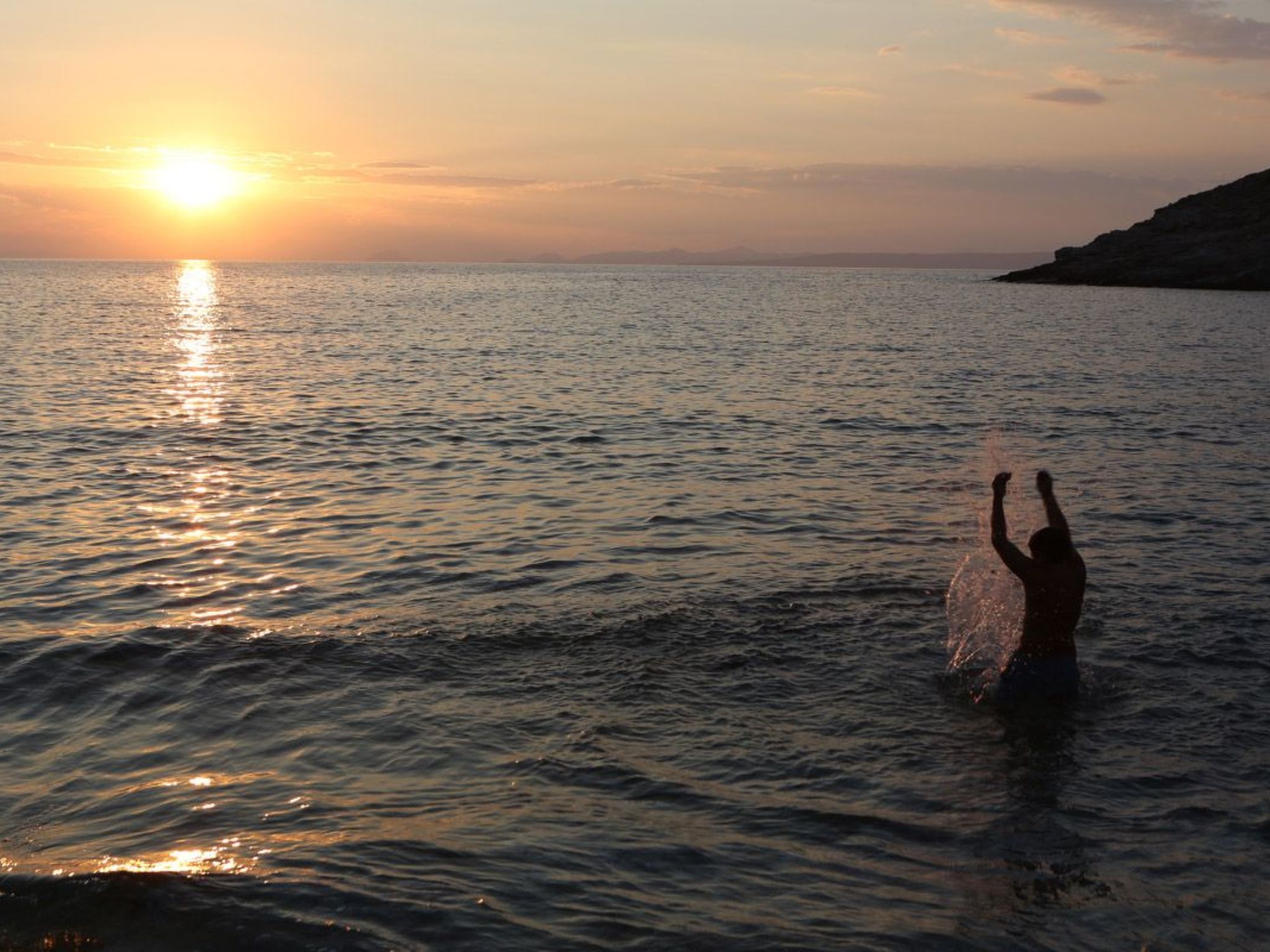 Luxuriöse, ruhige Wohnung direkt am Meer - Privatstrand-Buiten