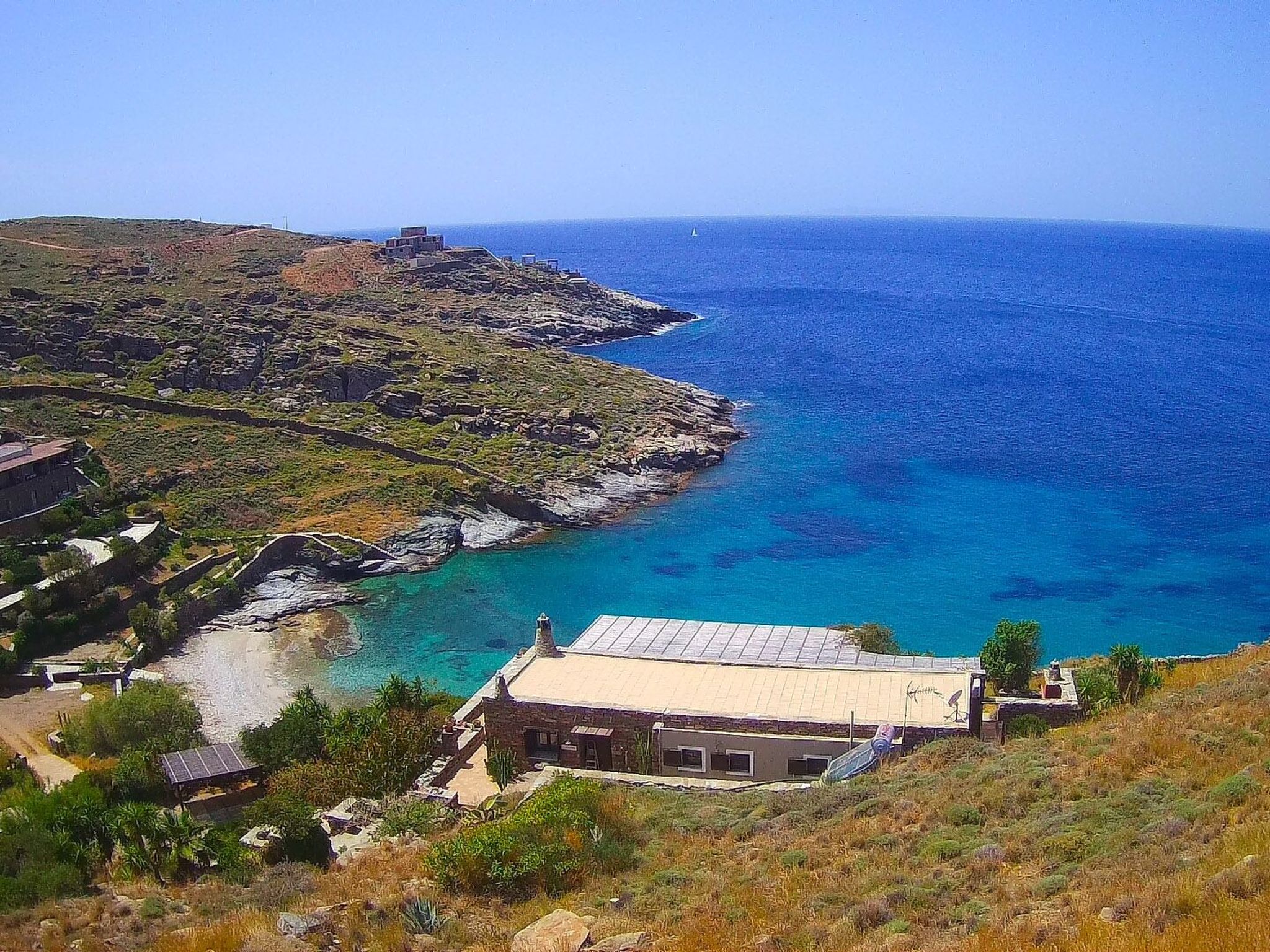 Luxuriöse, ruhige Wohnung direkt am Meer - Privatstrand-Buiten