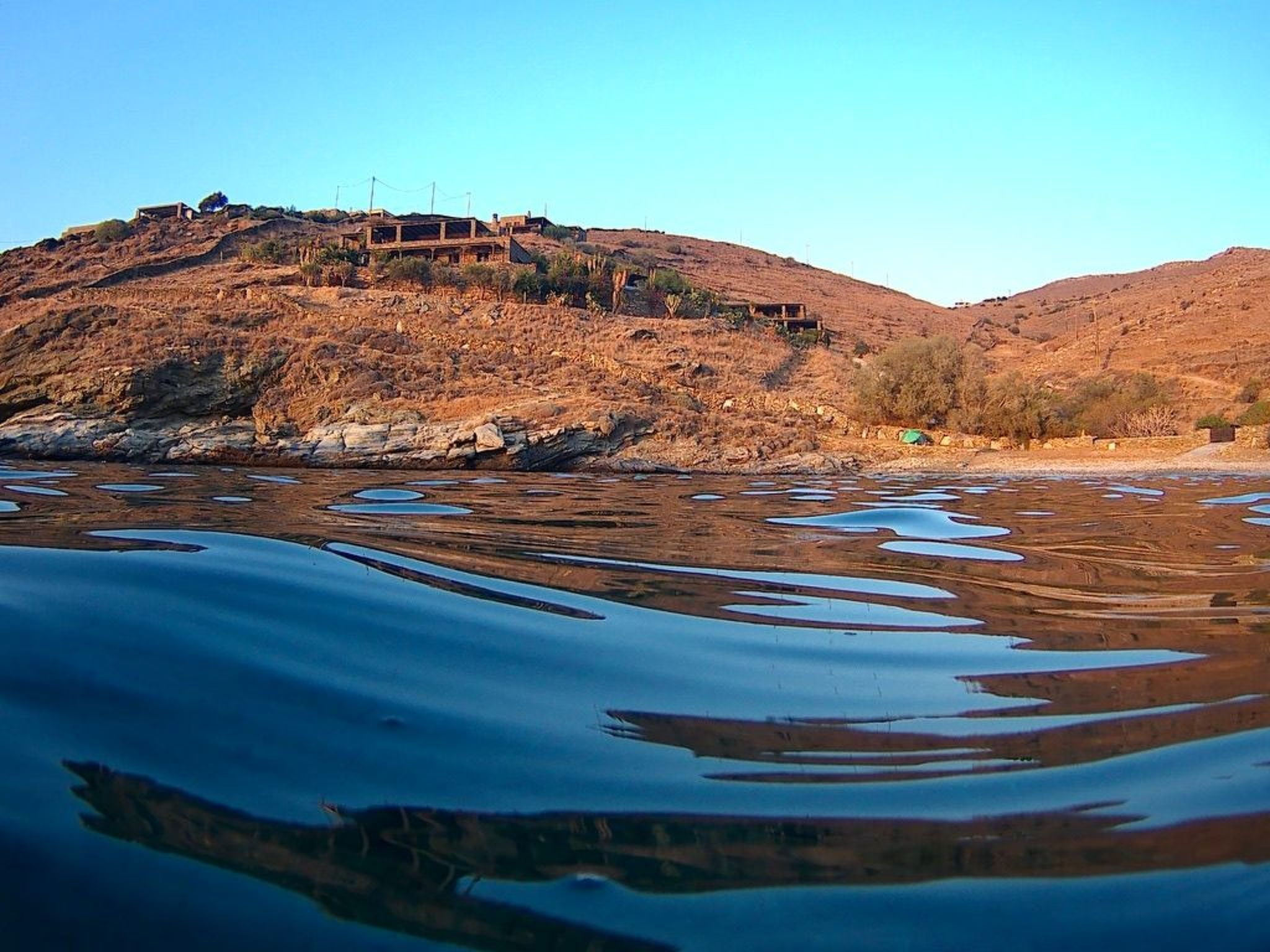 Strandhaus mit atemberaubender Aussicht-Buiten