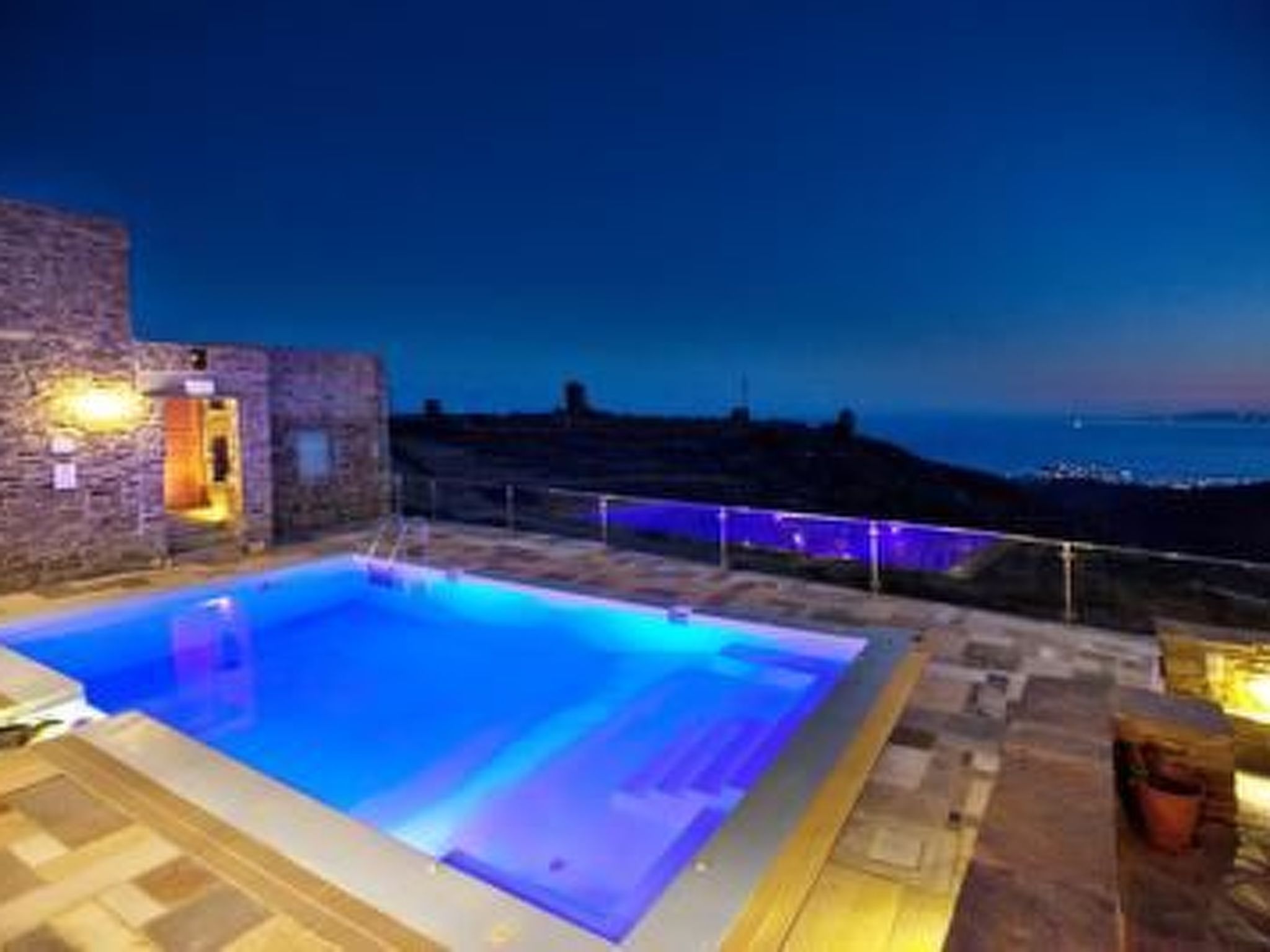 Vakantiehuis met privé zwembad in Tinos (Griekenland) voor 9 personen