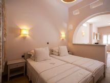 Sfeervol appartement aan zee met zwembad en tuin op Naxos - thumbnail 5