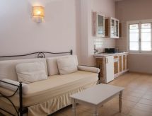 Sfeervol appartement aan zee met zwembad en tuin op Naxos - thumbnail 6