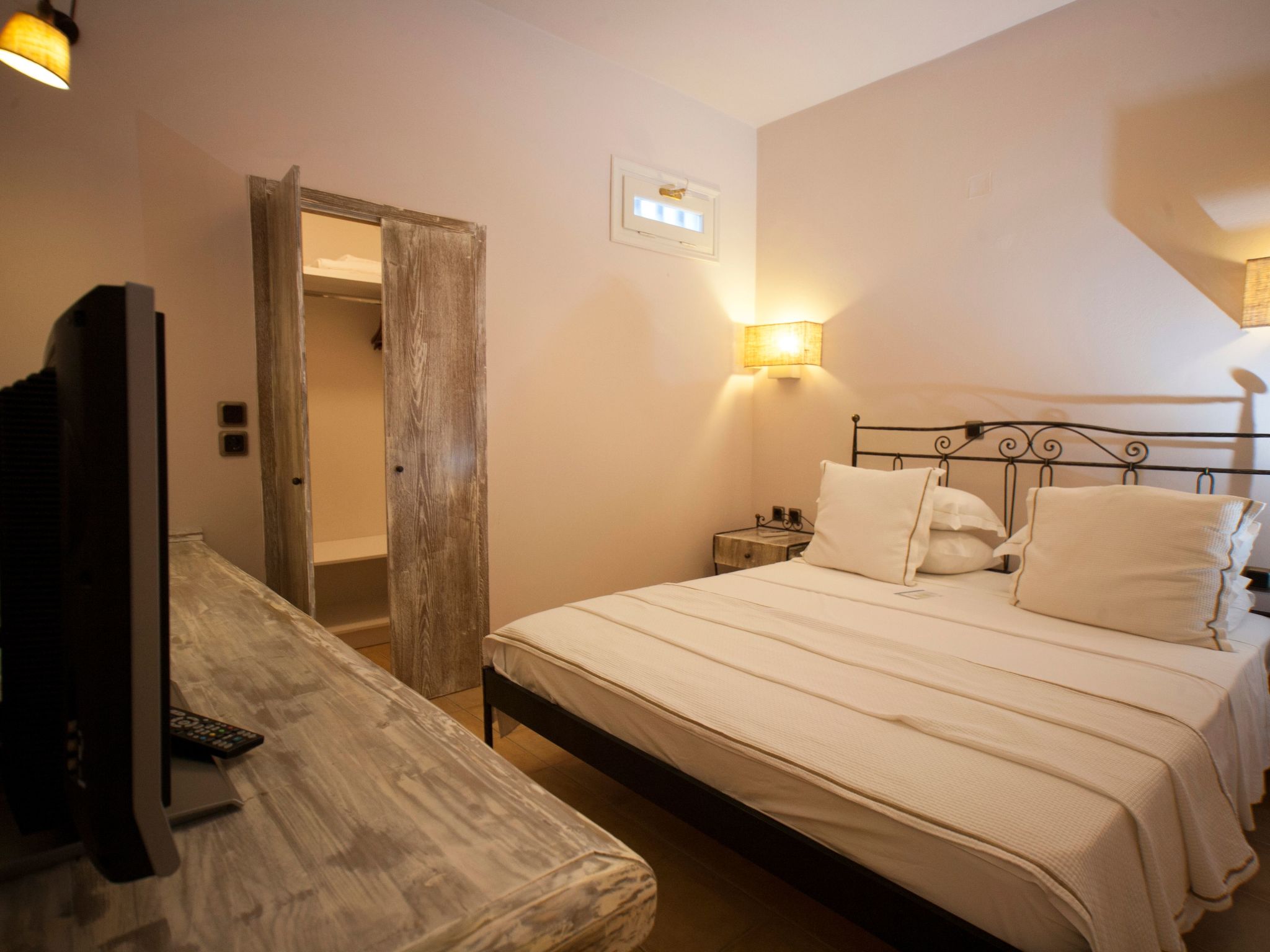 1371354 - Image-tags.info