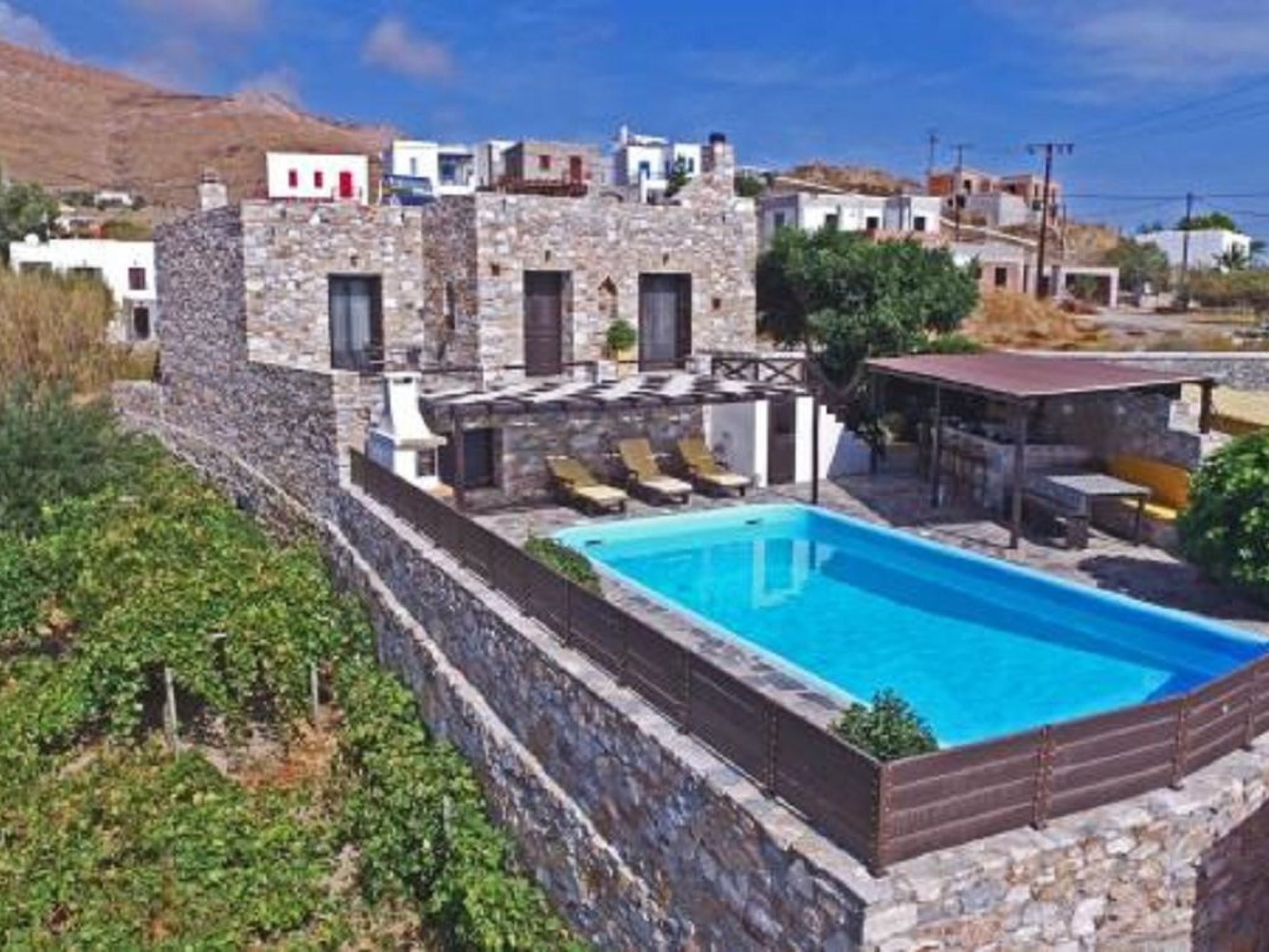 Vakantiehuis met privé zwembad in Syros (Griekenland) voor 8 personen