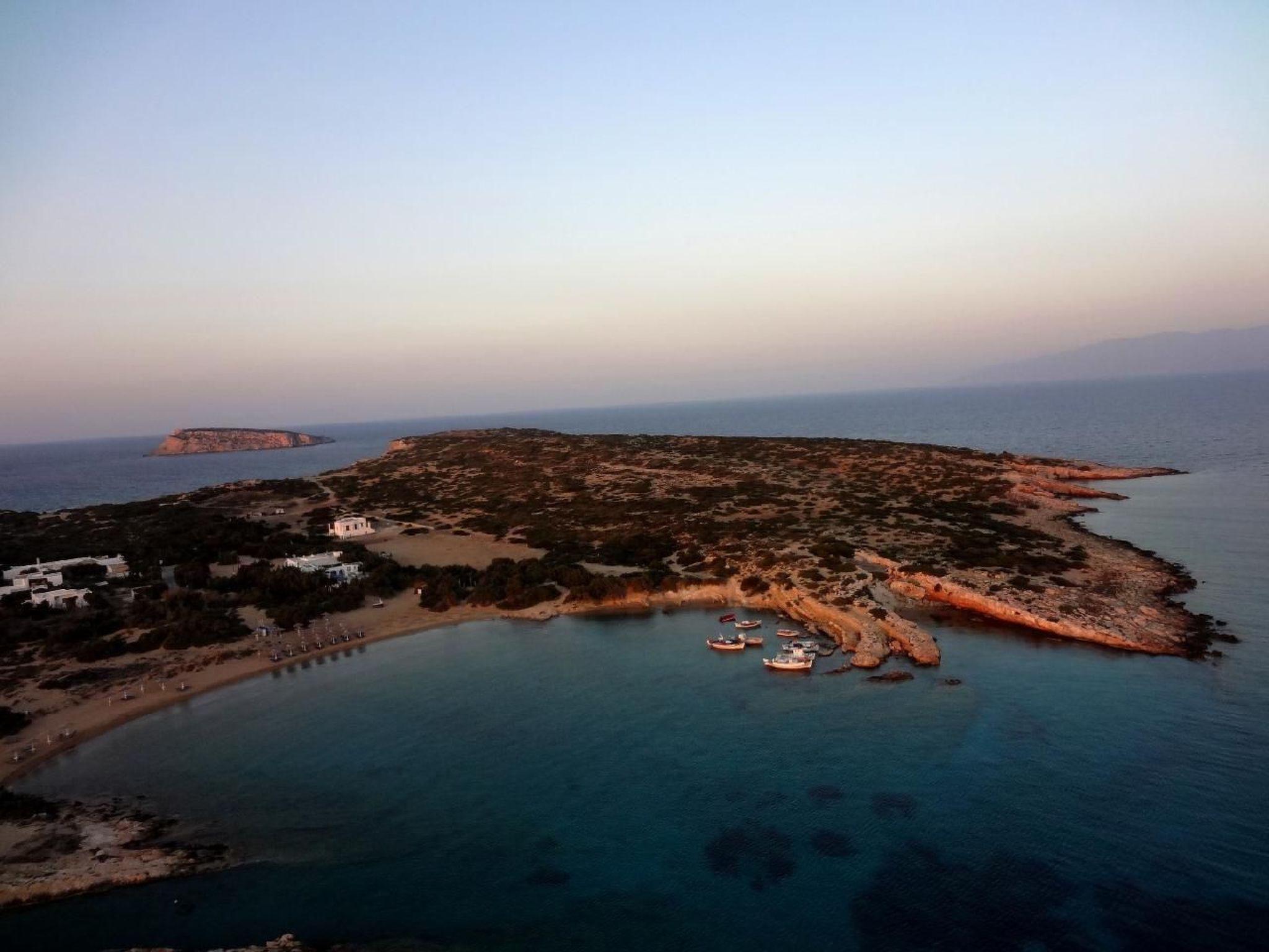 Exklusives Garten-Appartment in Paros-Buiten