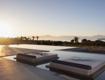 Villa Elesia I: Direct aan Zee op Paros met Privézwembad voor 9 Personen - thumbnail 6