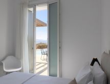 Villa Elesia II: Direct aan zee op Paros met privézwembad voor 9 personen - thumbnail 4