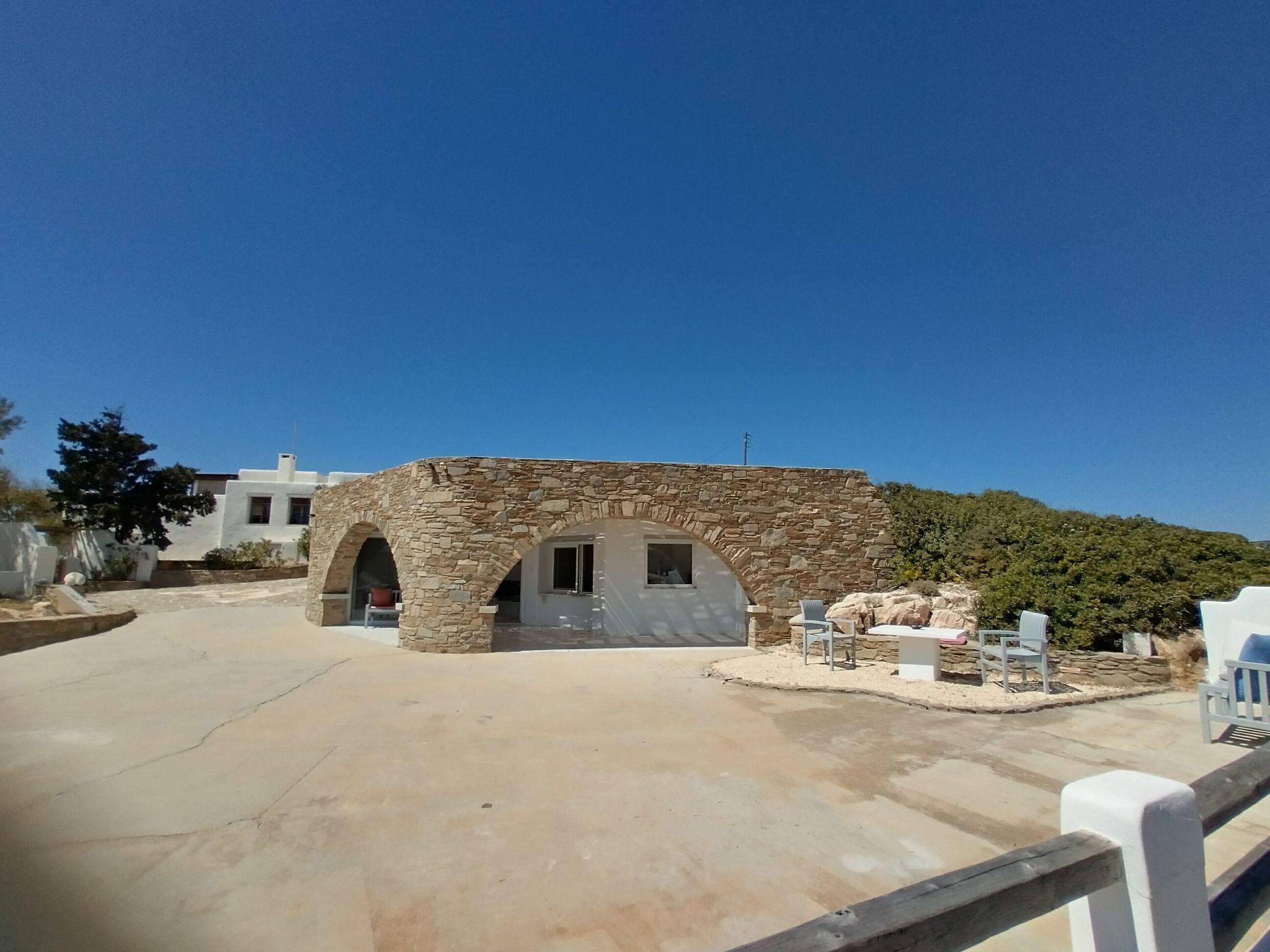 Die Villa und das Atelier des Bildhauers-Drinnen