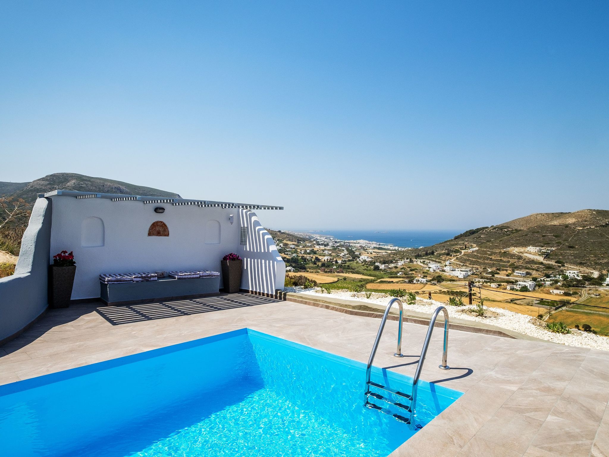 Mit Privatpool für 4 Personen ca. 70 m&sup2; in Elitas, Paros-Binnen