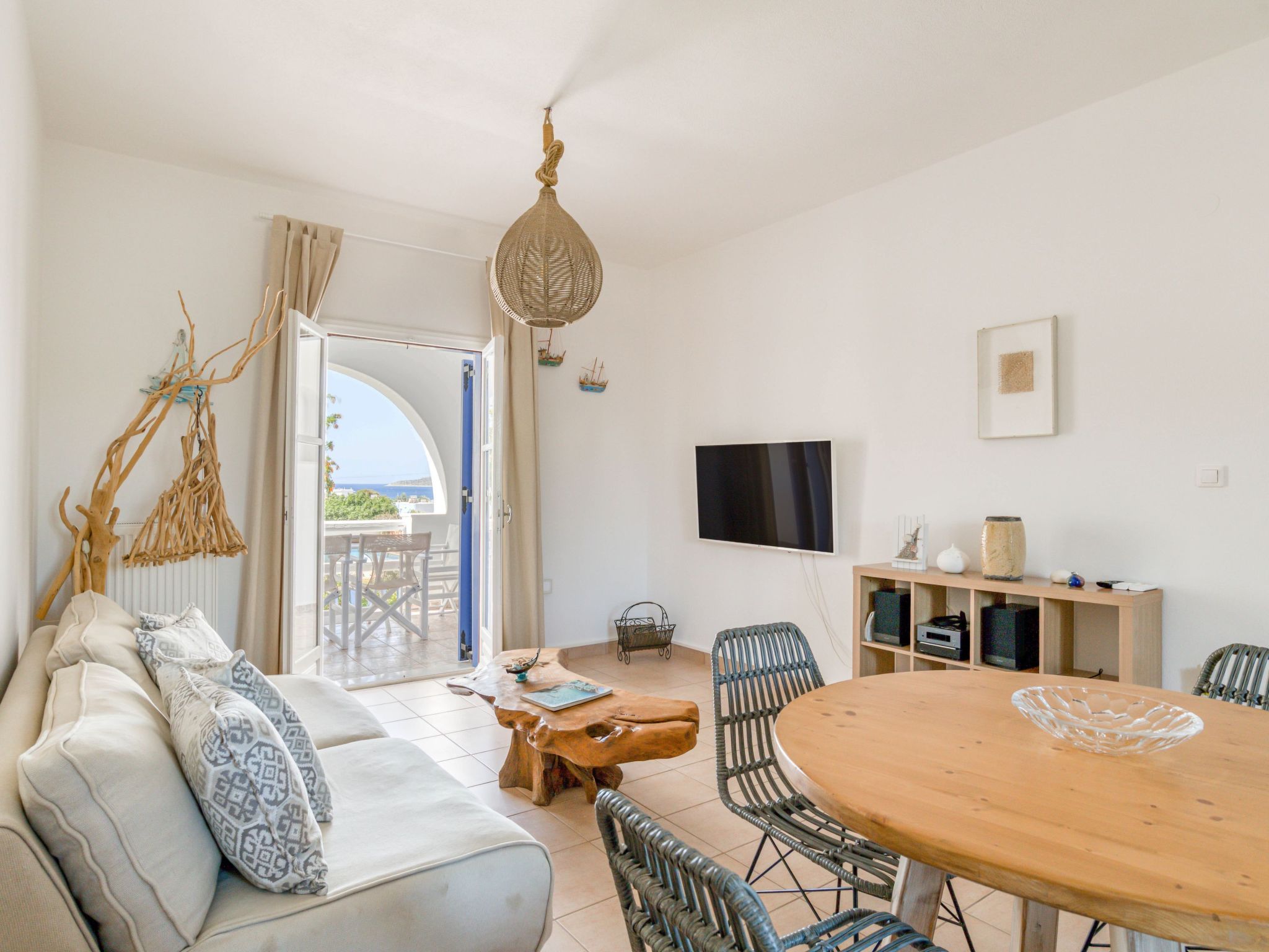 "Casa Lina" geräumig, modern, Dorfzentrum — Living Room (4 of 14)