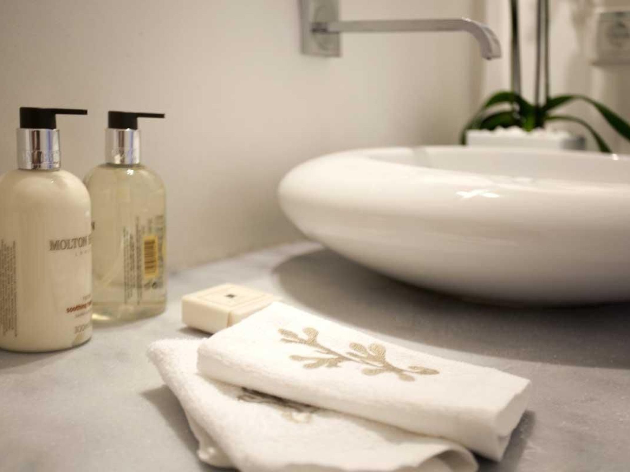 "Oia Mansion" mit Whirlpool-Dedans