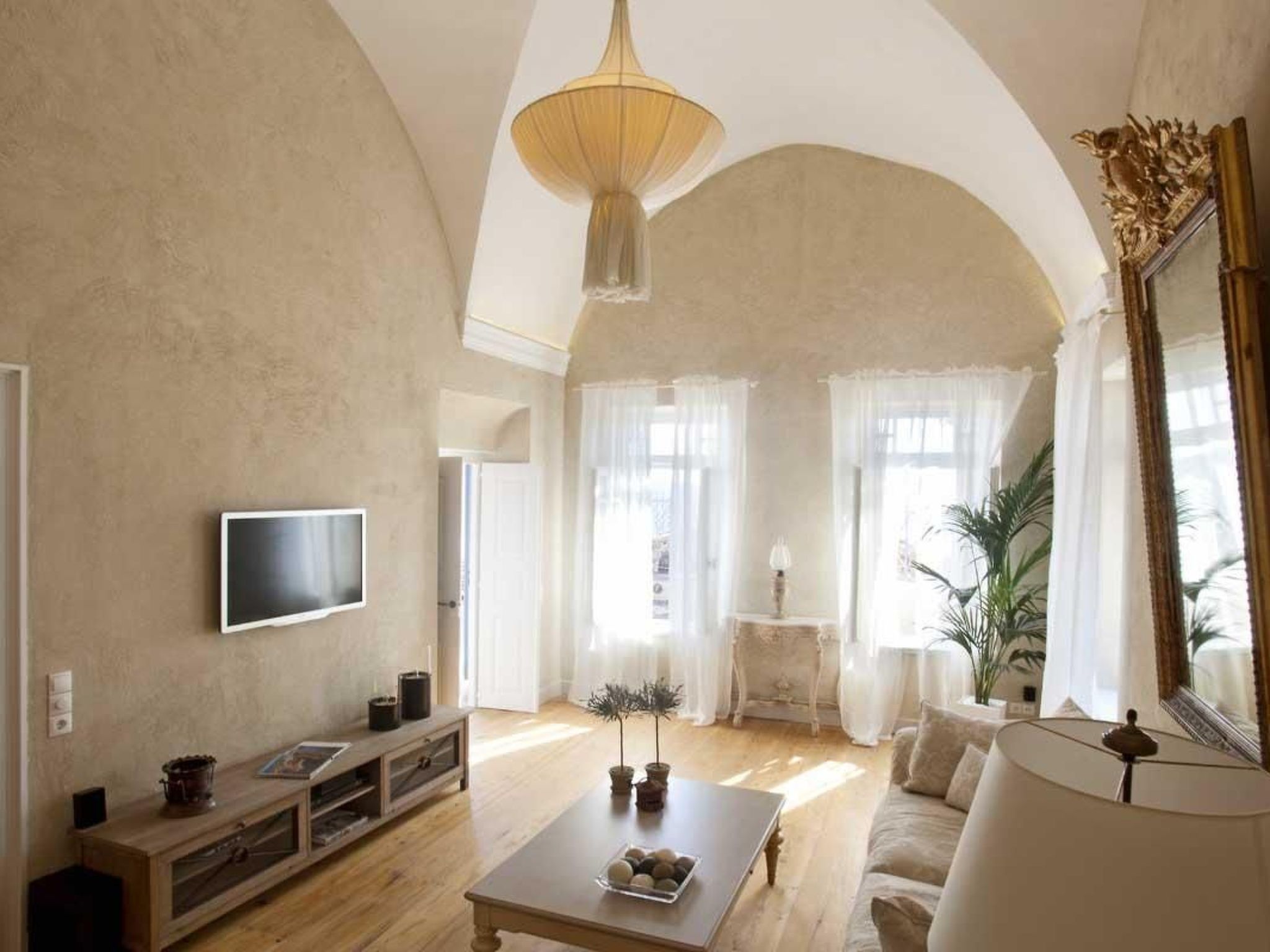 "Oia Mansion" mit Whirlpool-Dedans