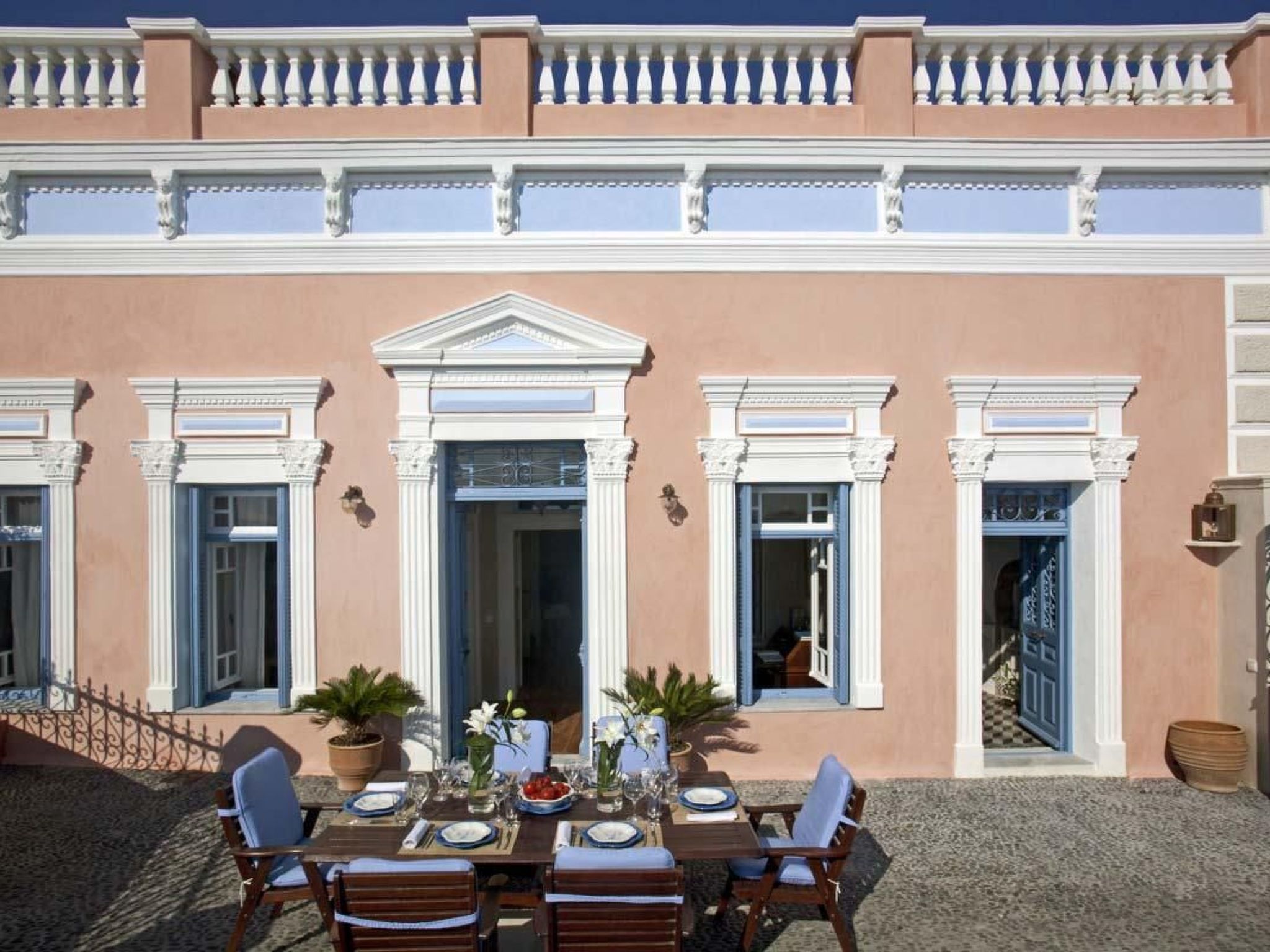 "Oia Mansion" mit Whirlpool-Dehors