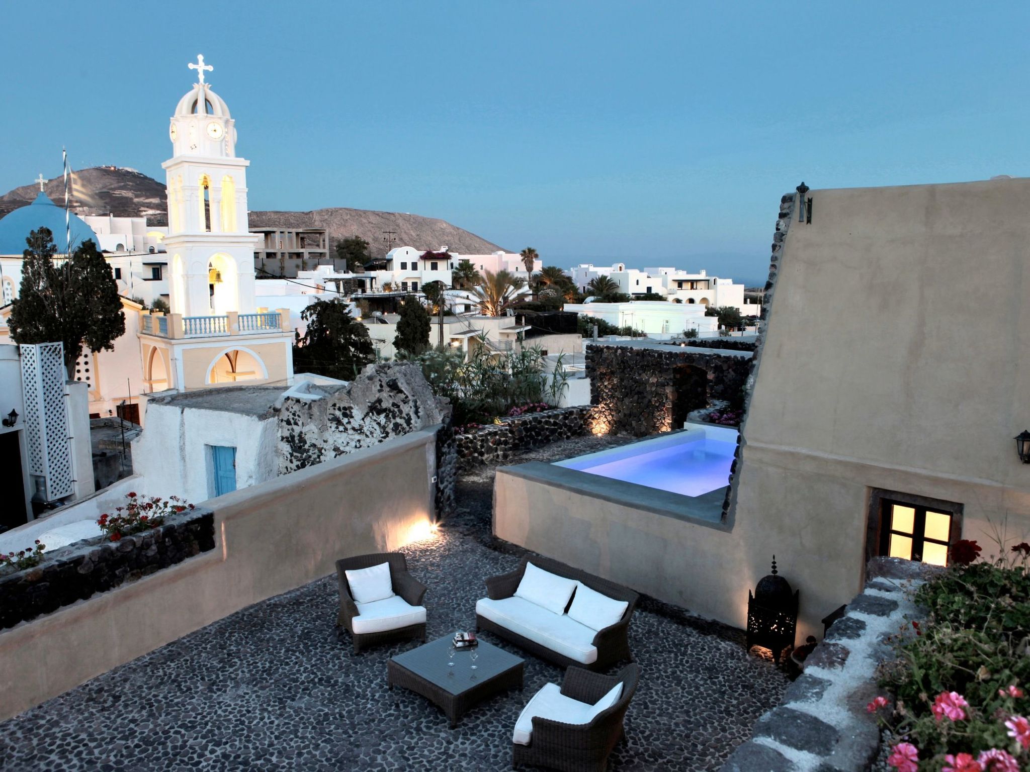 Villa "Mansion Kyani" mit Infinity-Pool