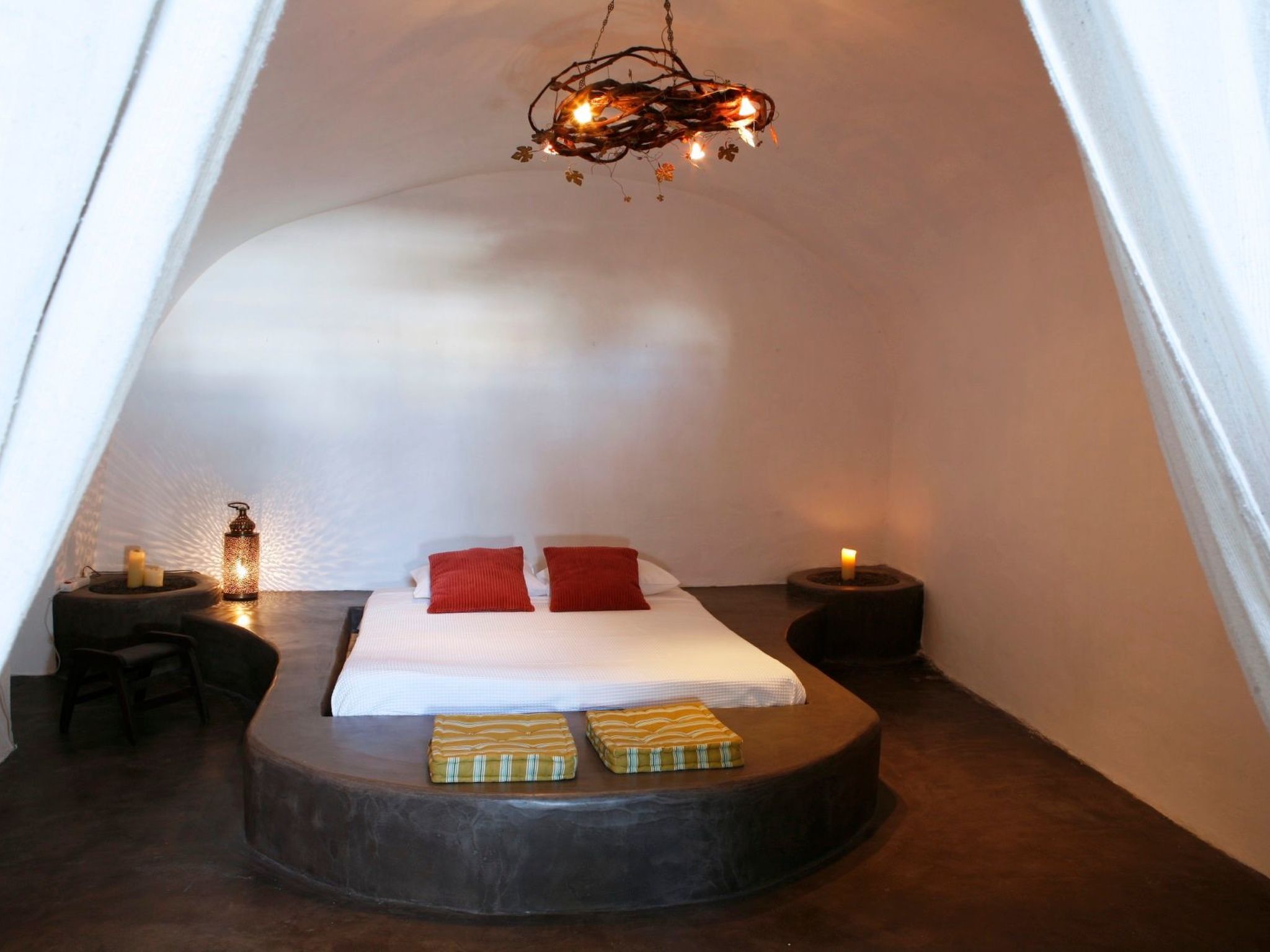 Villa "Mansion Kyani" mit Infinity-Pool-Binnen