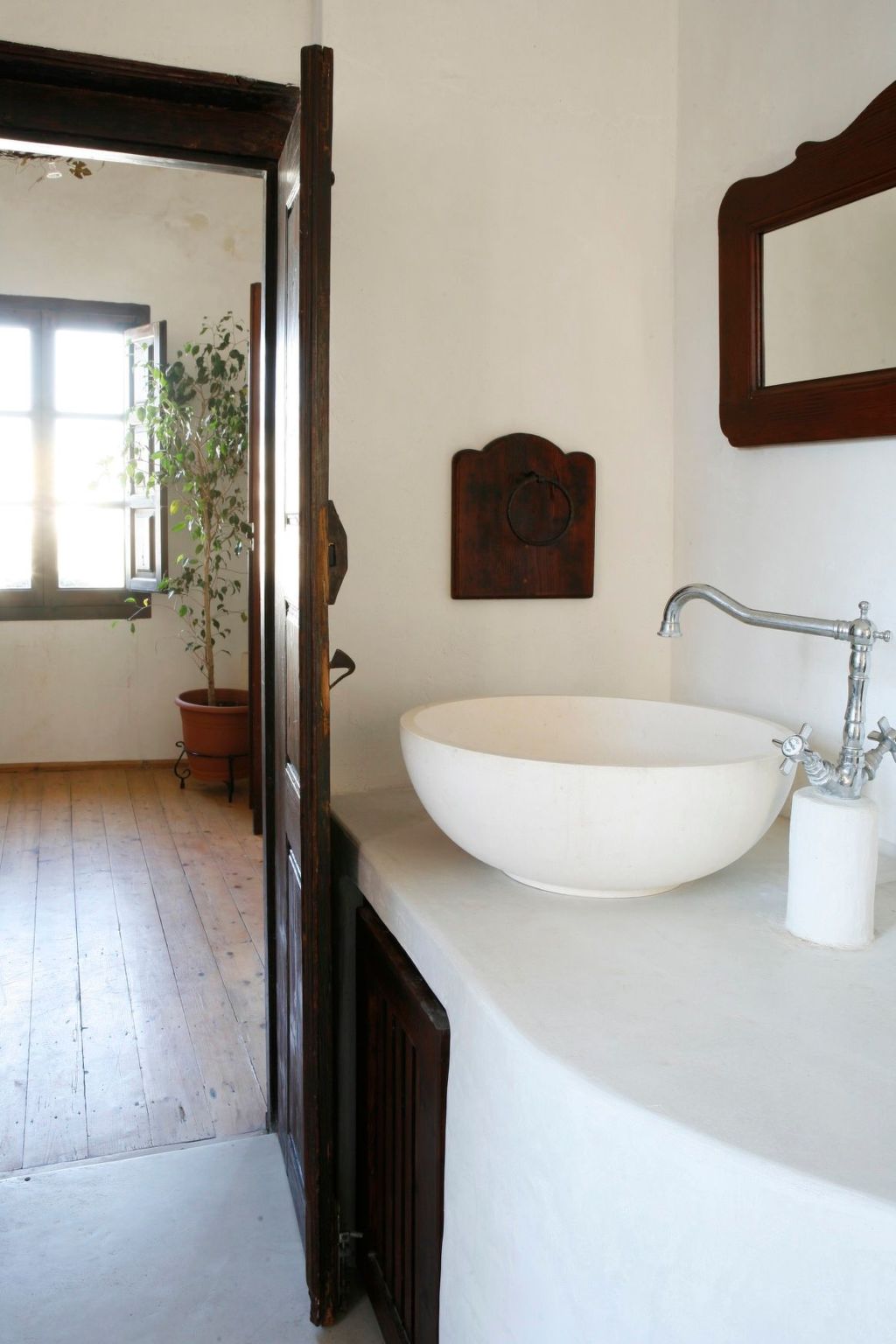 Villa "Mansion Kyani" mit Infinity-Pool-Image-tags.info