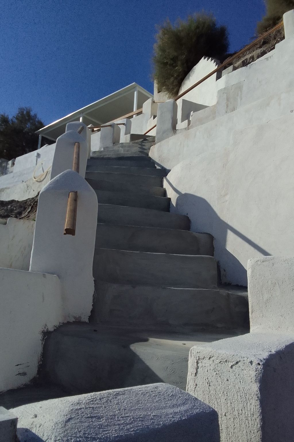 Charmantes Ferienhaus in Ia mit Privater Terrasse-Image-tags.info