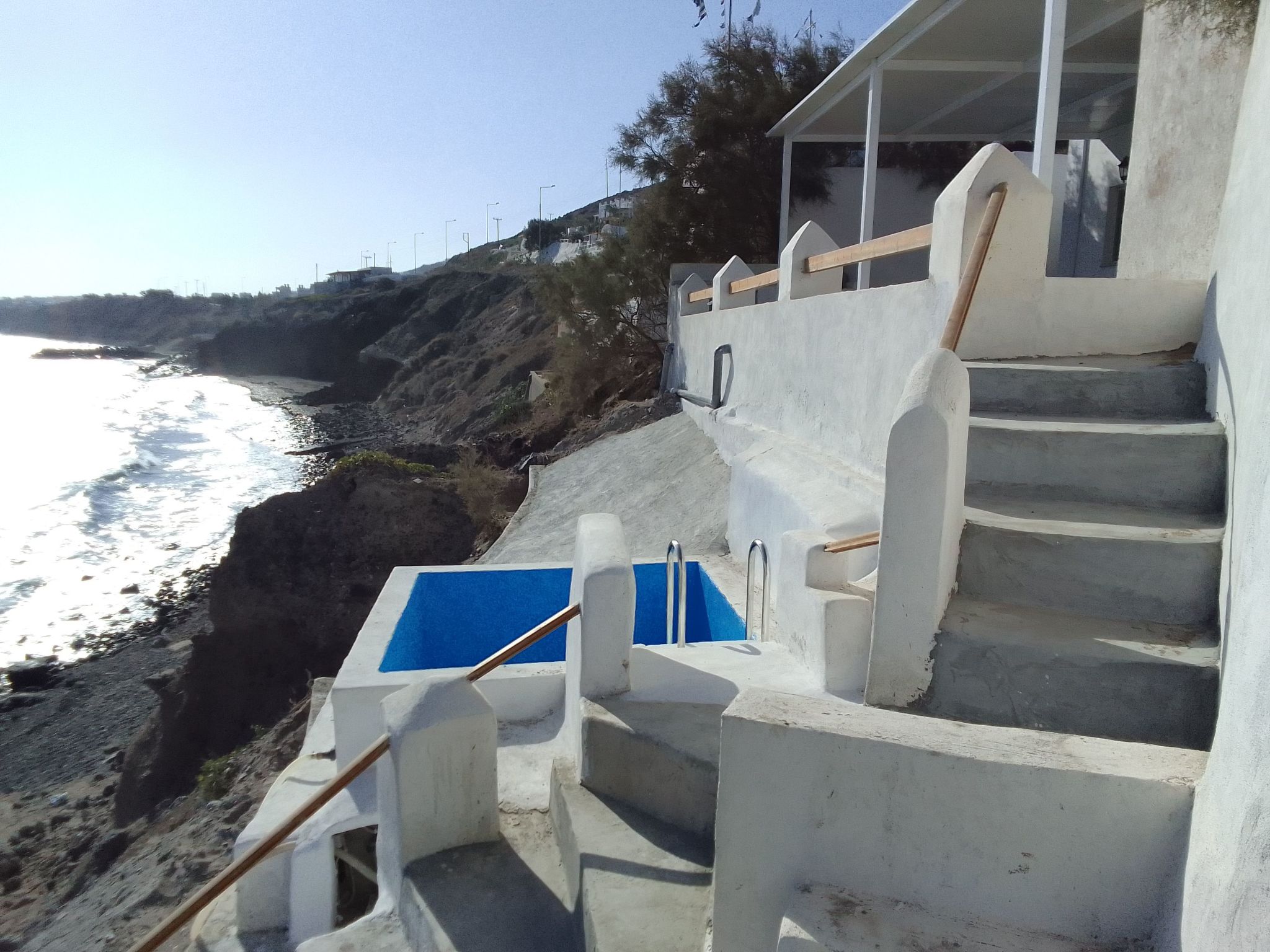 Charmantes Ferienhaus in Ia mit Privater Terrasse-Outside
