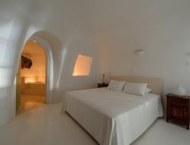 Charaktervolle Villa mit Tauchbecken und fantastischer Aussicht