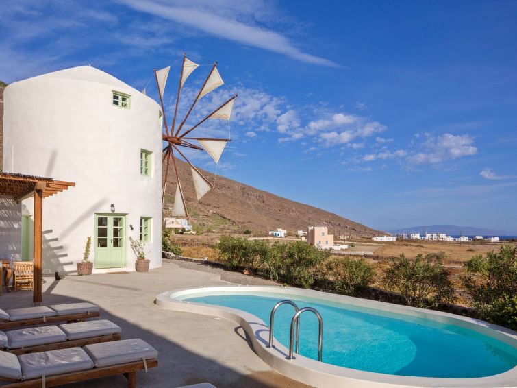 "Green Windmill Villa" - Santorini