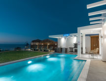 Cavo Mare Mirazur Luxury Retreat