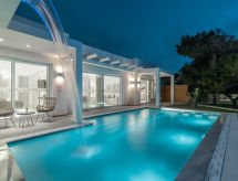 Cavo Mare Mirazur Luxury Retreat