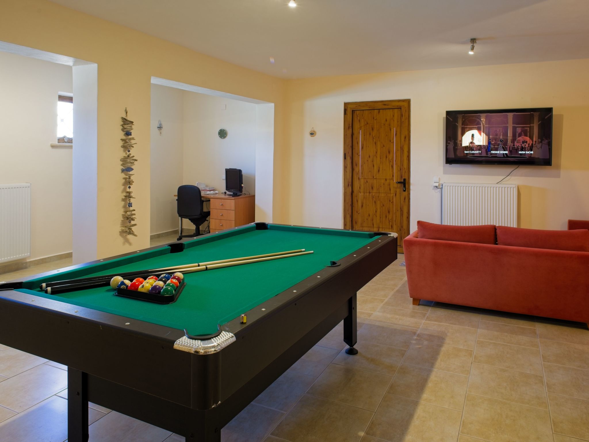 Traditionelle Villa mit privatem Pool-Binnen