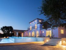 Villa Alexandra: Luxe vrijstaande villa met privézwembad voor 15 personen nabij Zakynthos-Stad - thumbnail 3