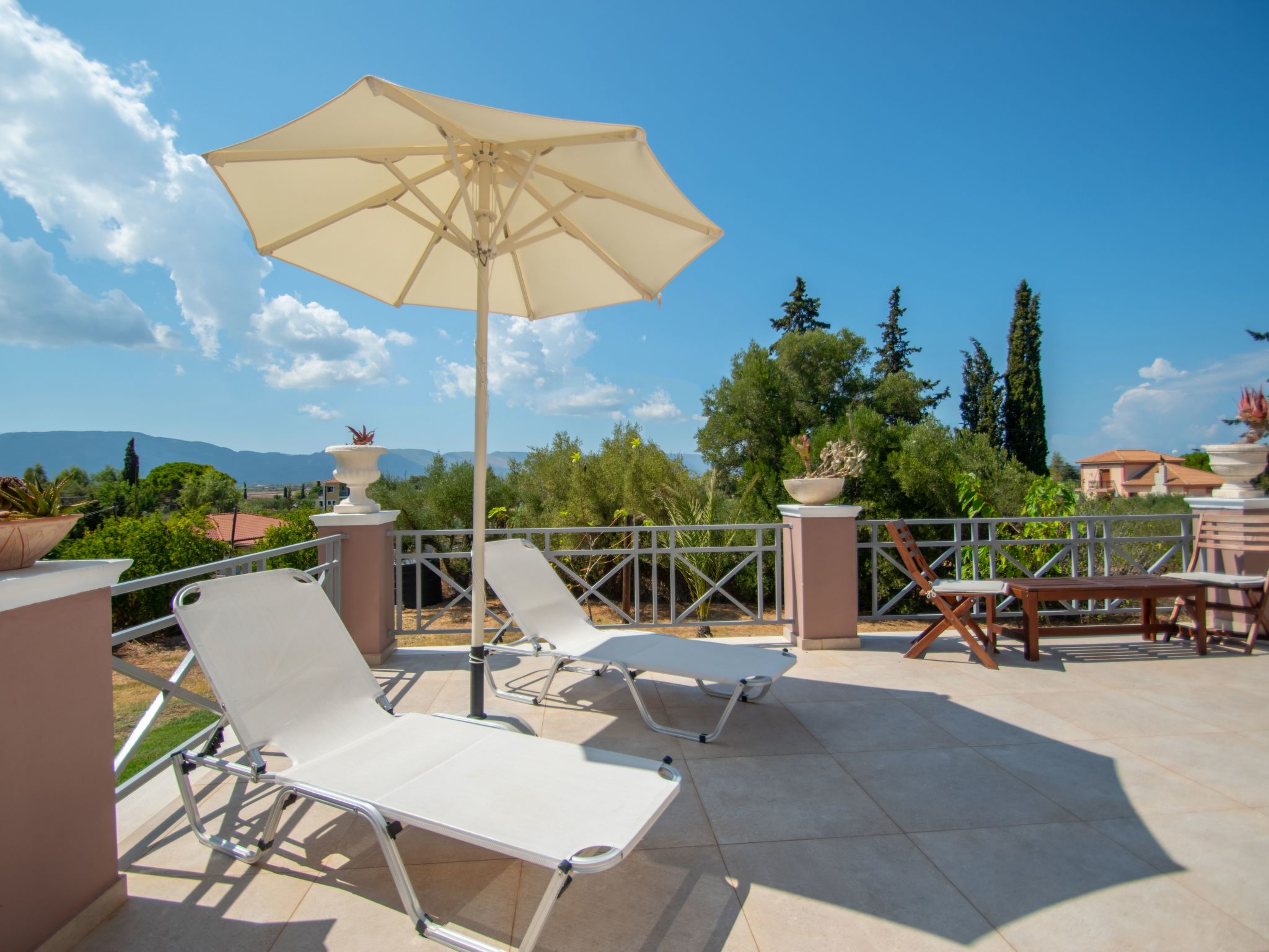 Ruime villa met privézwembad, tuin en zeezicht op 1 km van Zakynthos-stad - foto 34