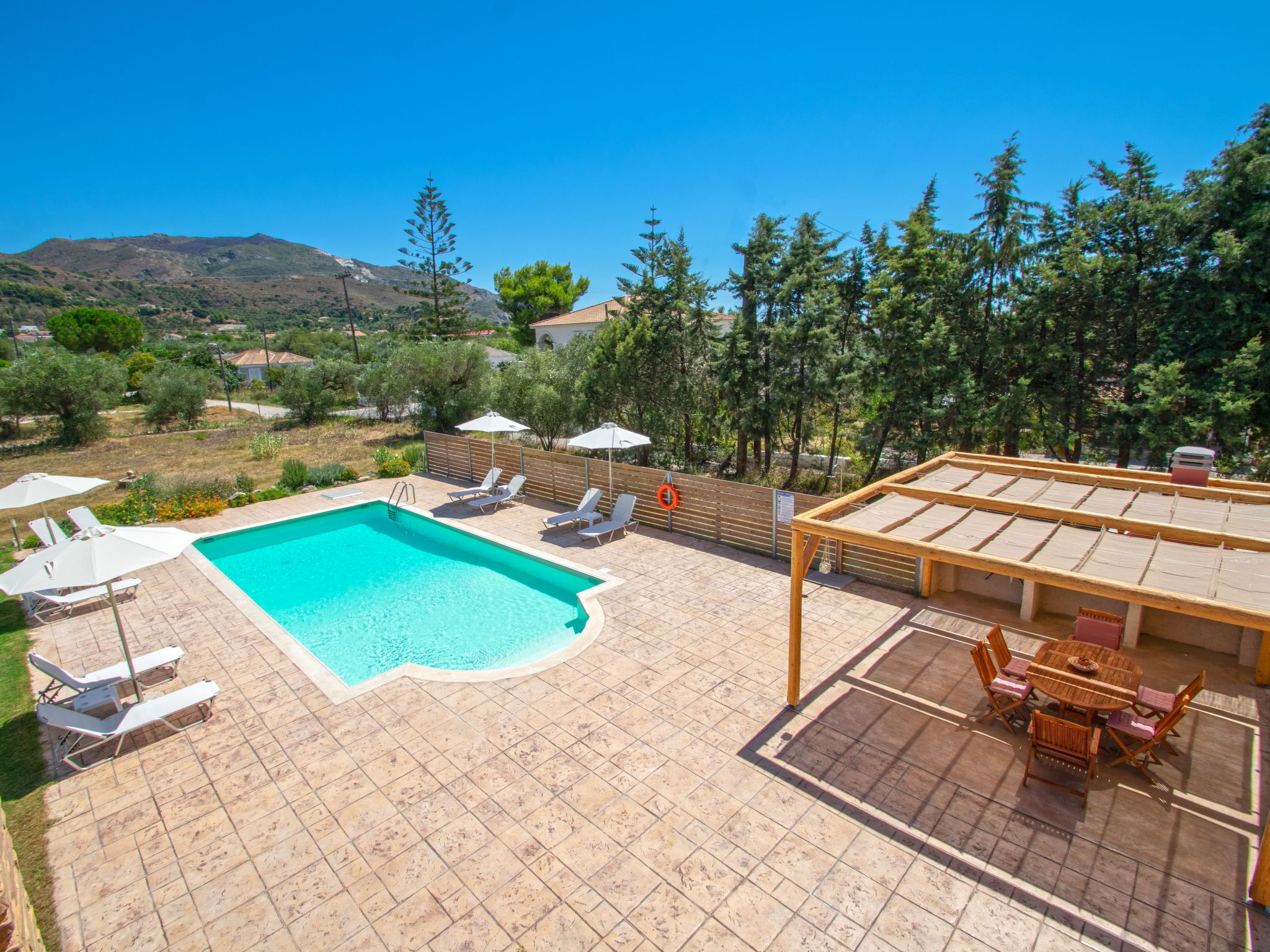 Ruime villa met privézwembad, tuin en zeezicht op 1 km van Zakynthos-stad - foto 37
