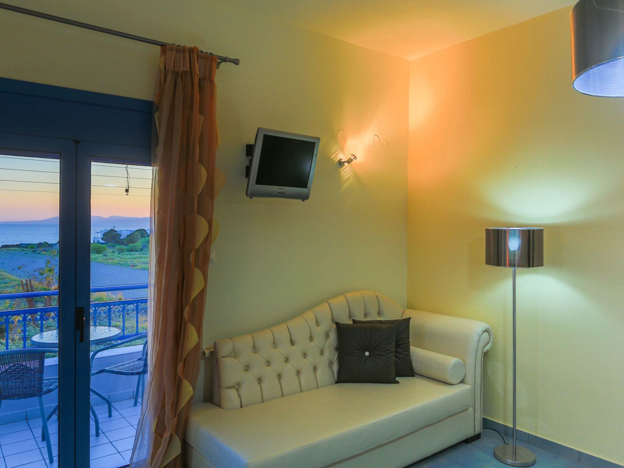 "Villa Amor" direkt am Strand-Image-tags.info