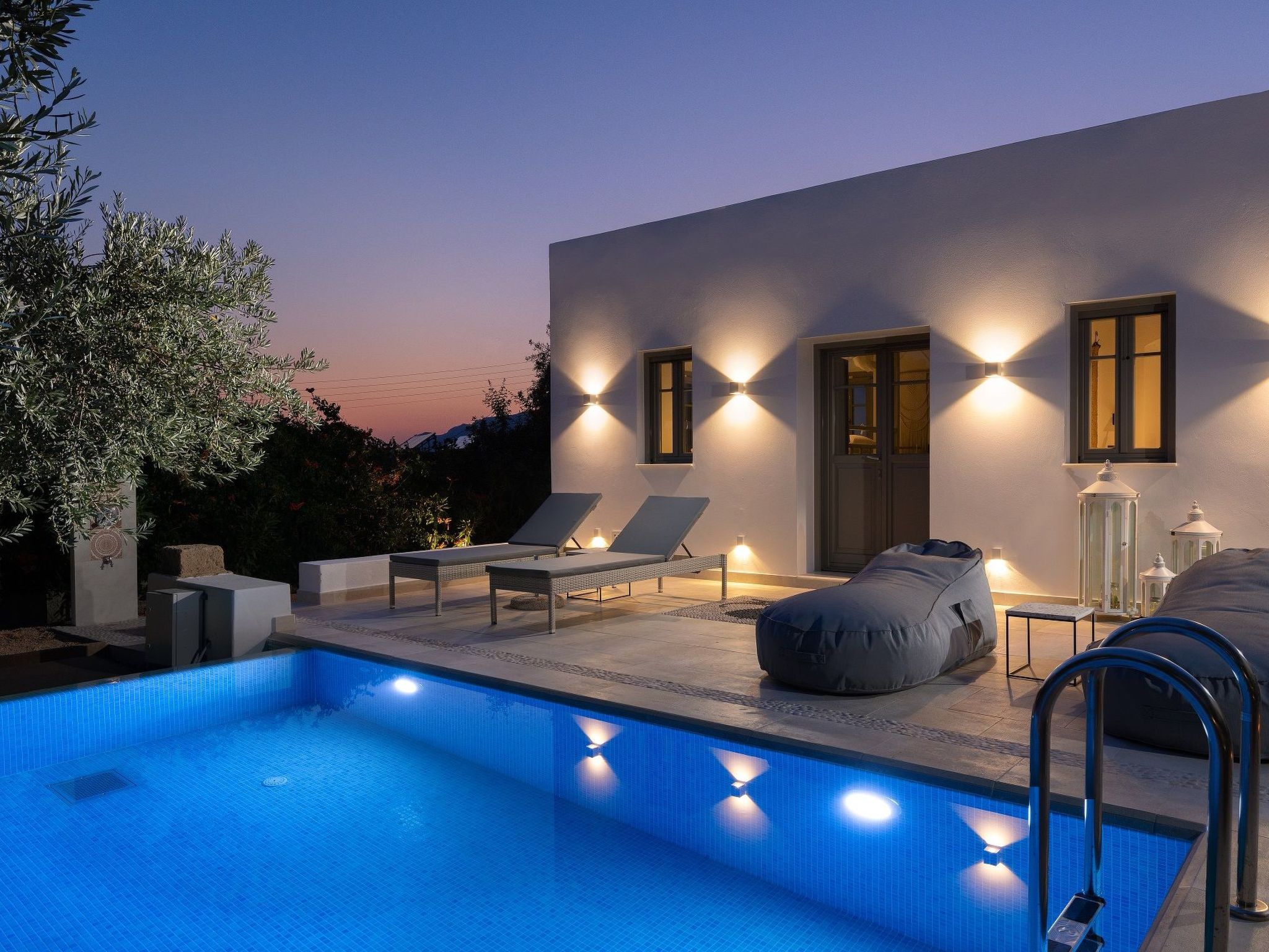 In Pefki mit privatem Pool