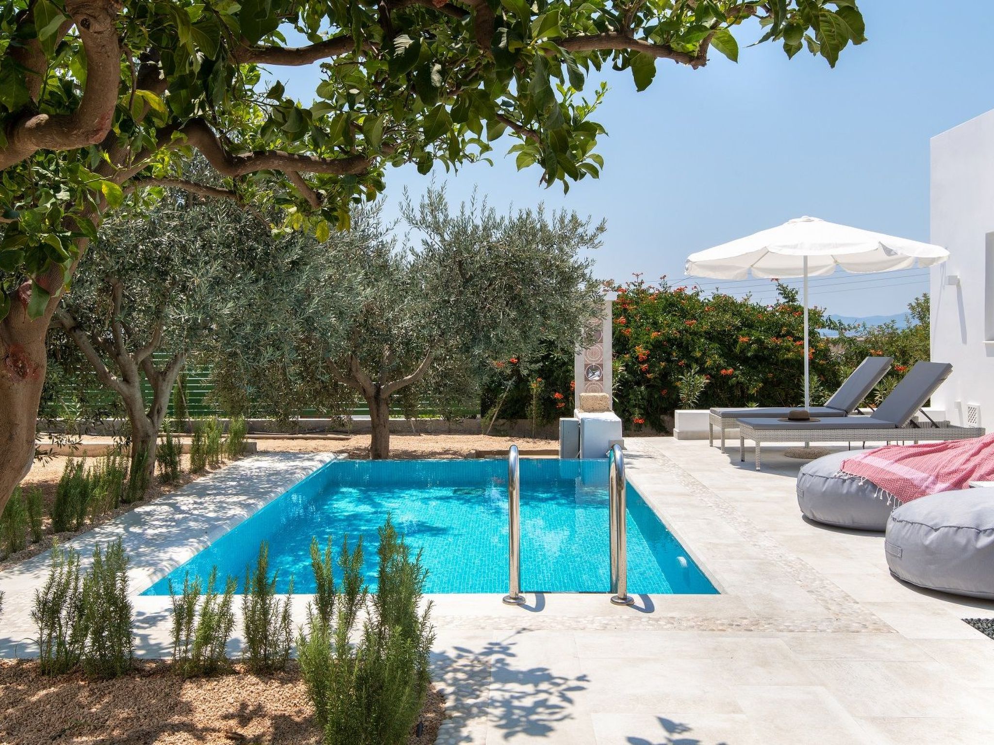 In Pefki mit privatem Pool-Image-tags.info