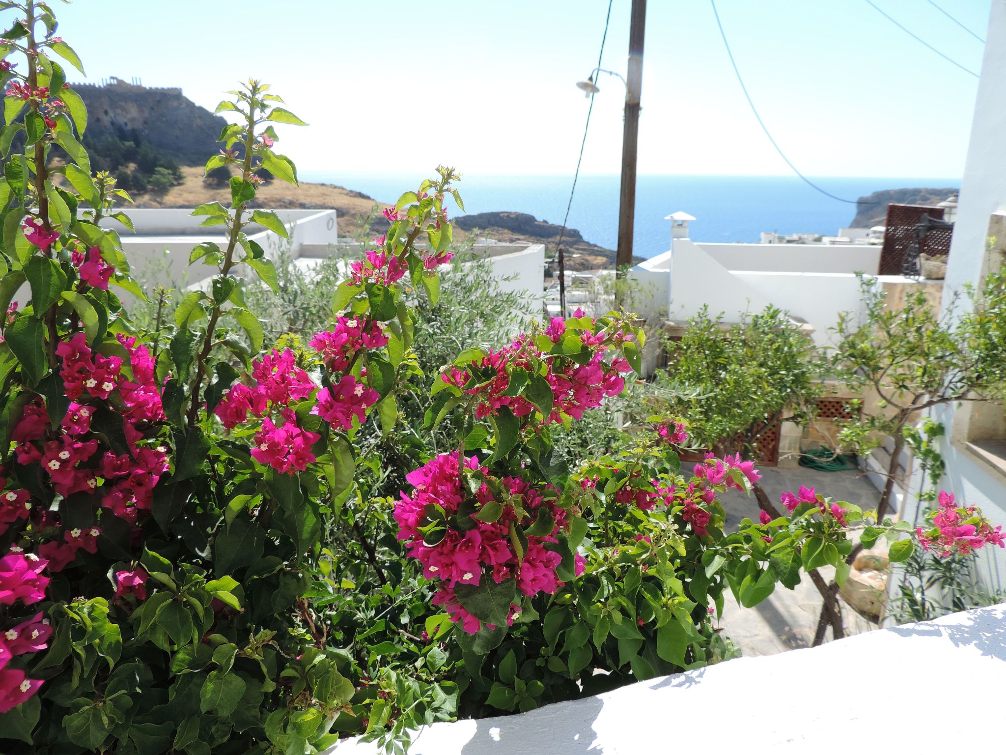 Private Villa mit herrlichem Blick auf das Meer und das Dorf-Outside