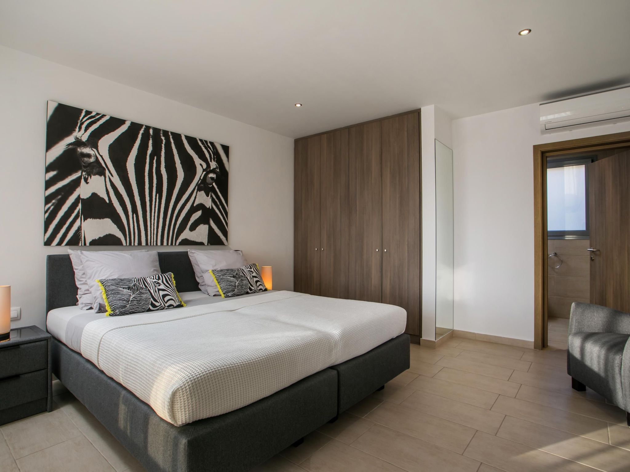 Villa Lily-Image-tags.info