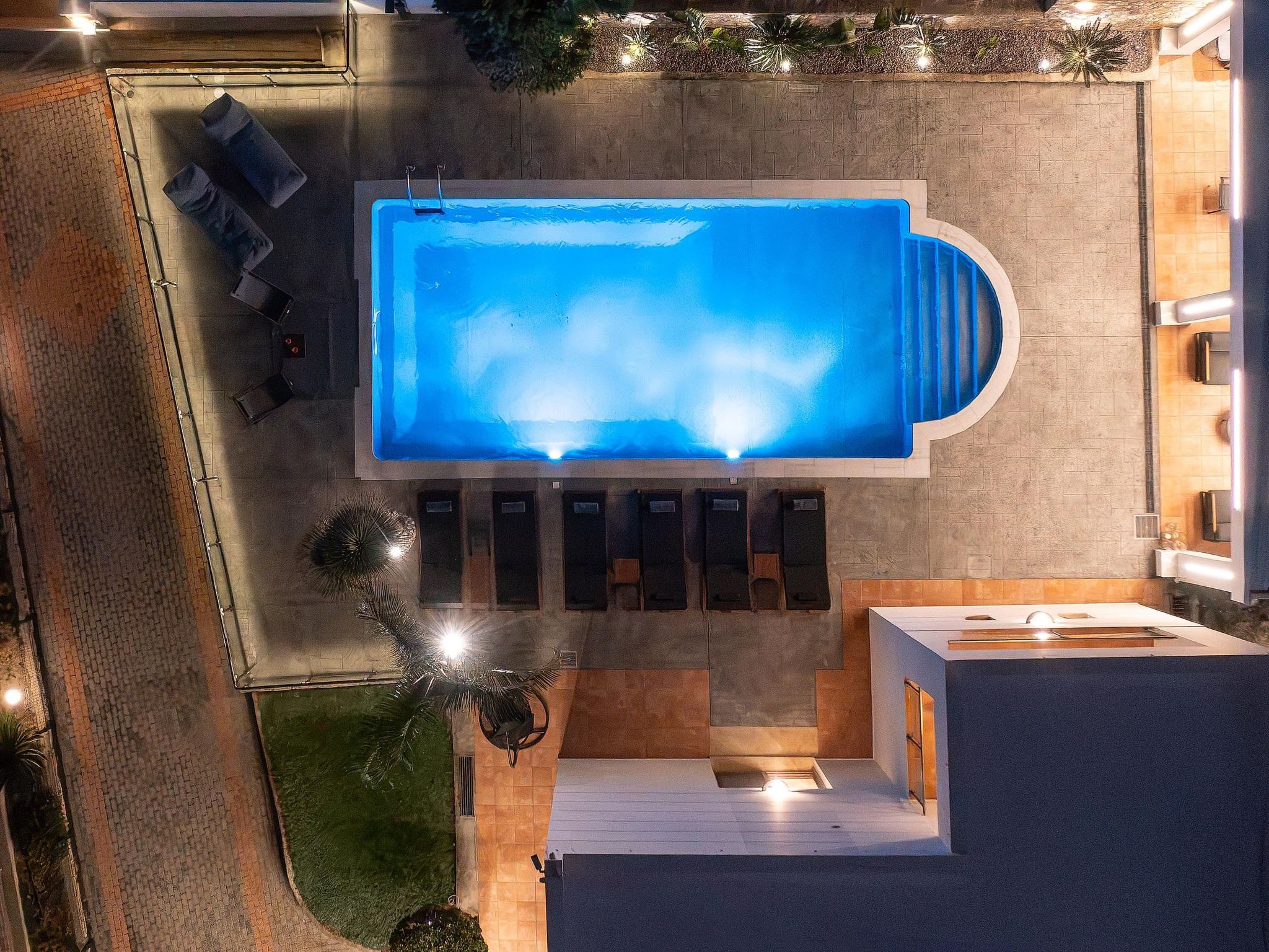 Vitzi Vista Villa-Image-tags.info