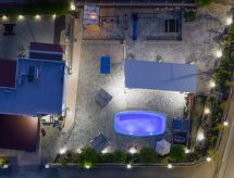 Villa Maripaul im Dorf Pefki