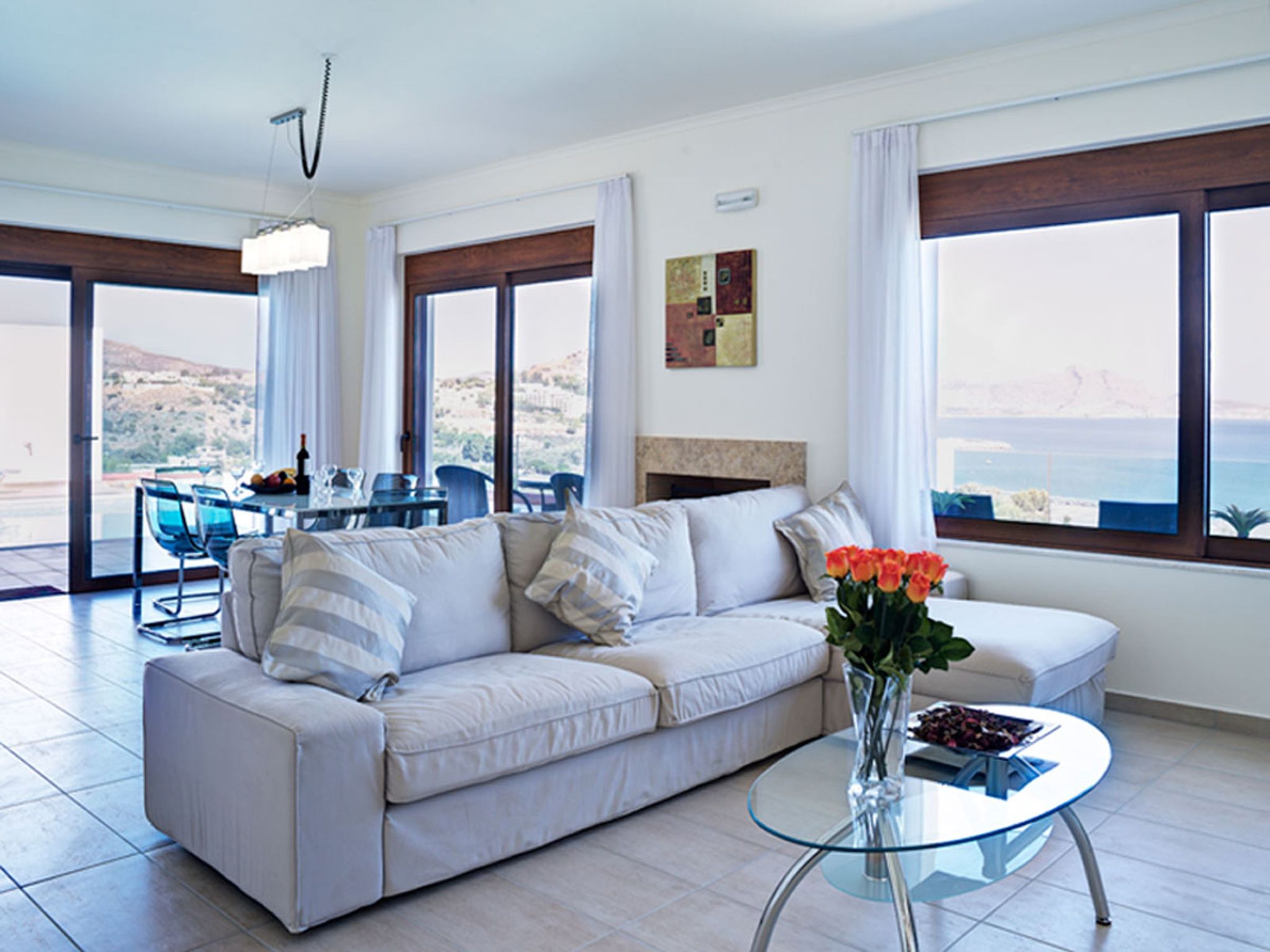 Haus in Vlycha Beach mit Infinity-Pool - Binnen
