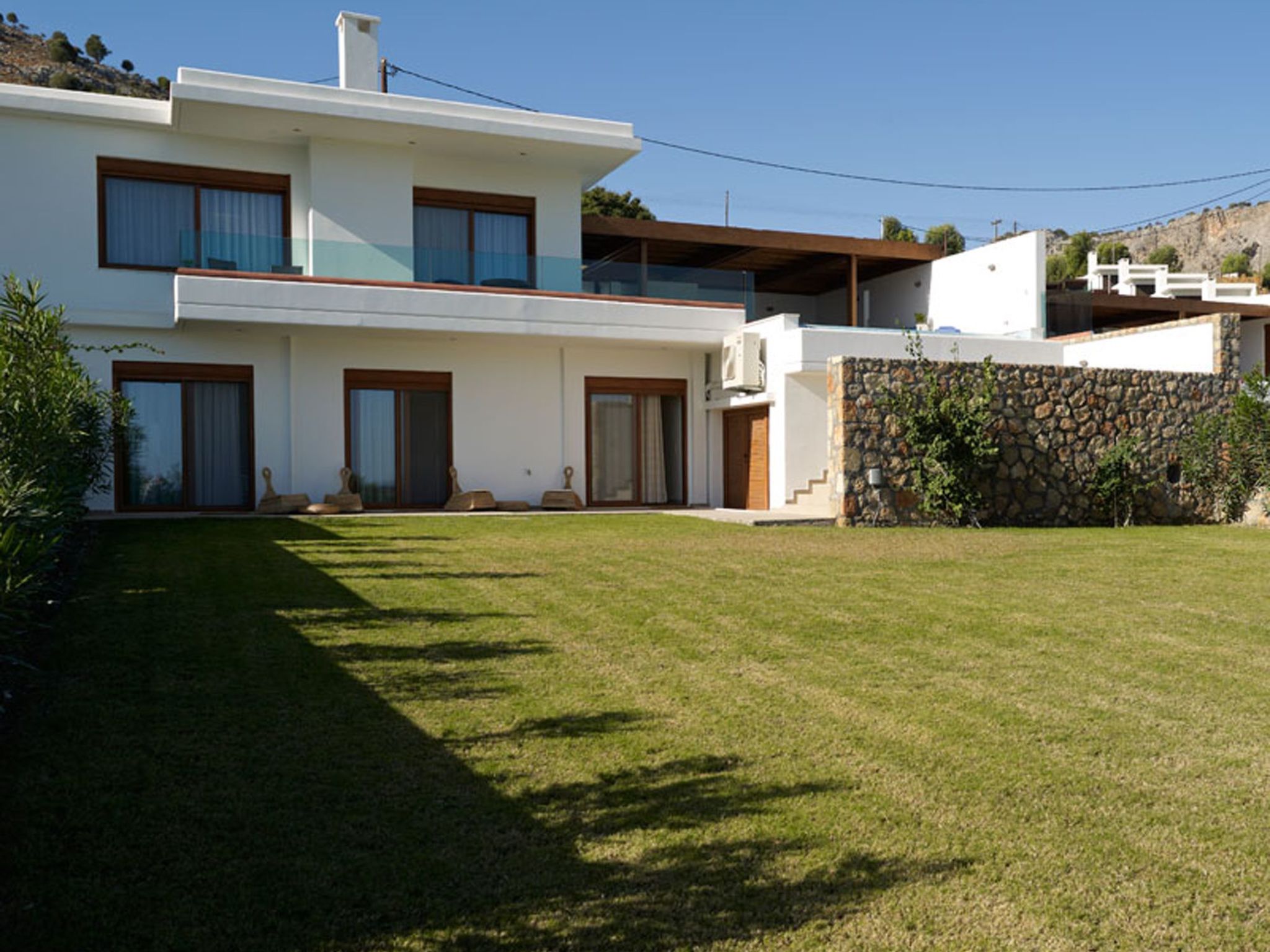 Haus in Vlycha Beach mit Infinity-Pool