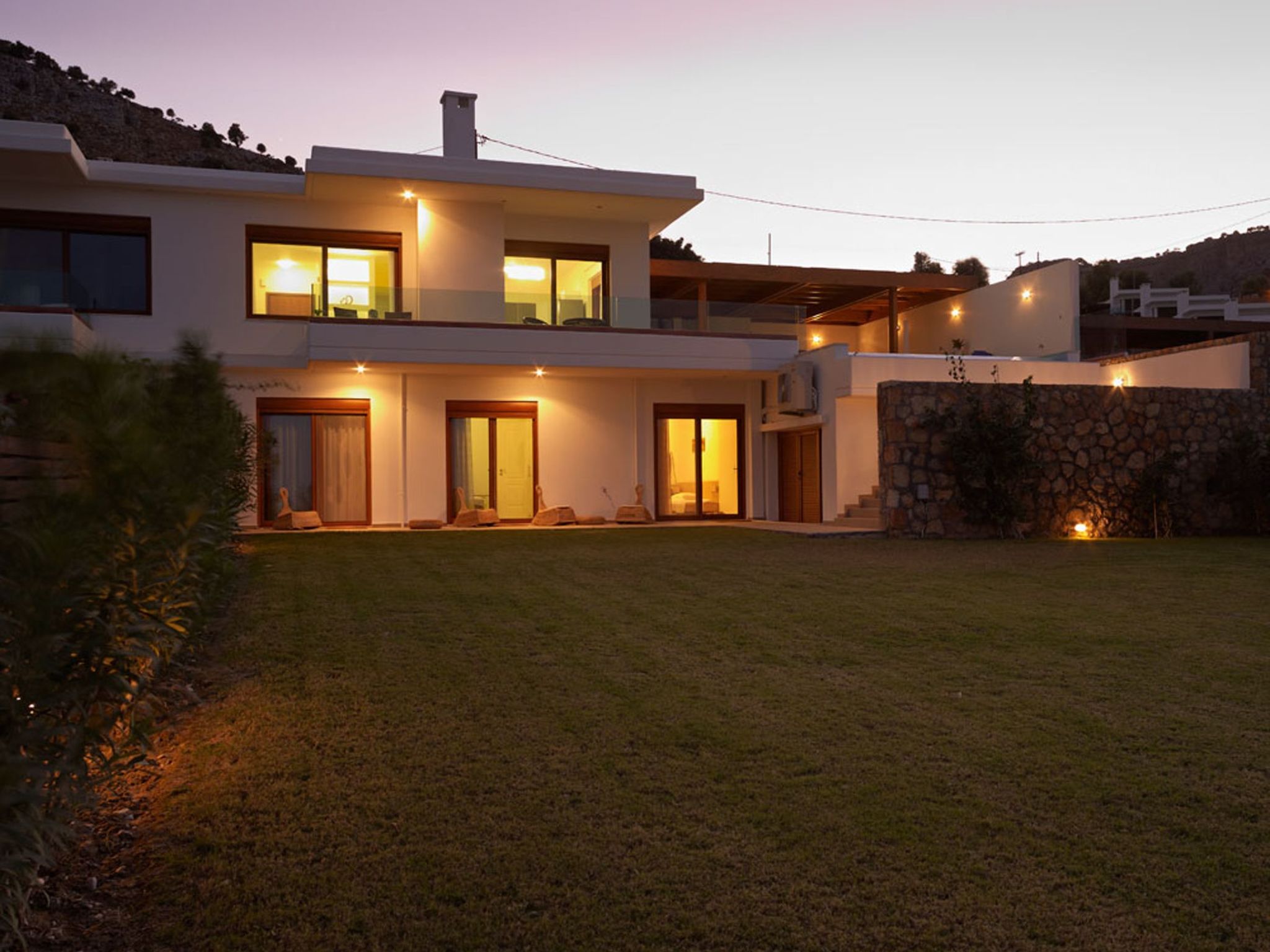 Haus in Vlycha Beach mit Infinity-Pool