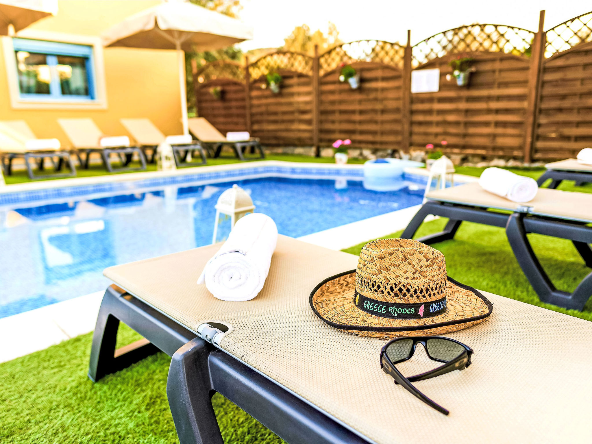 Retro Villas - Superior with Pool - Buiten