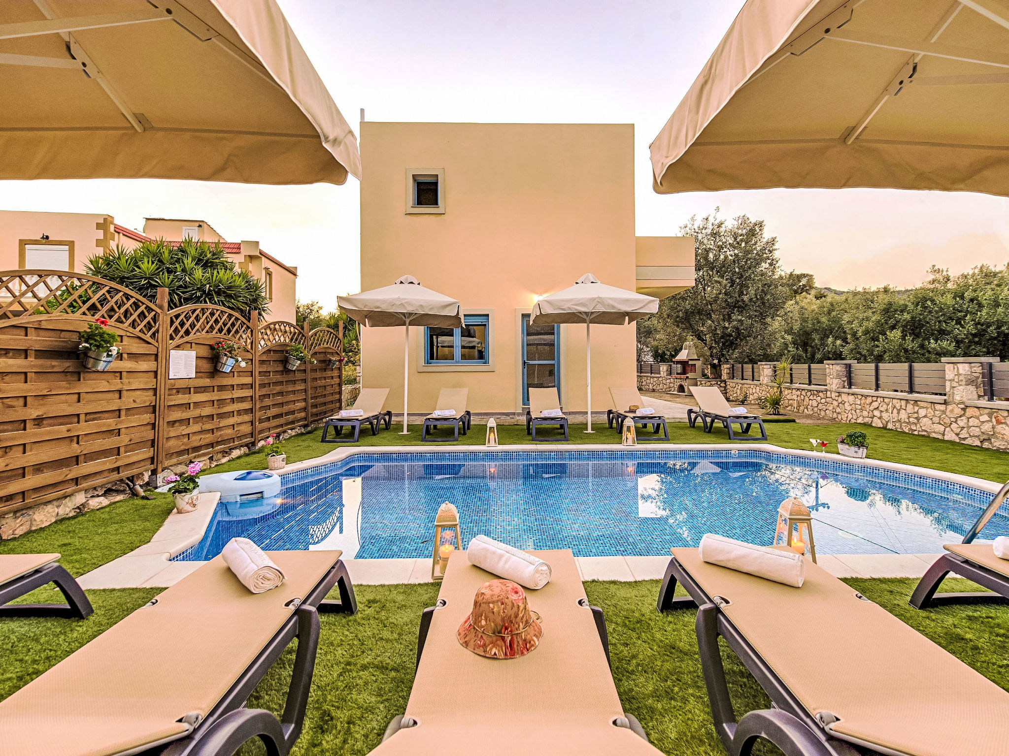 Retro Villas - Superior with Pool - Buiten