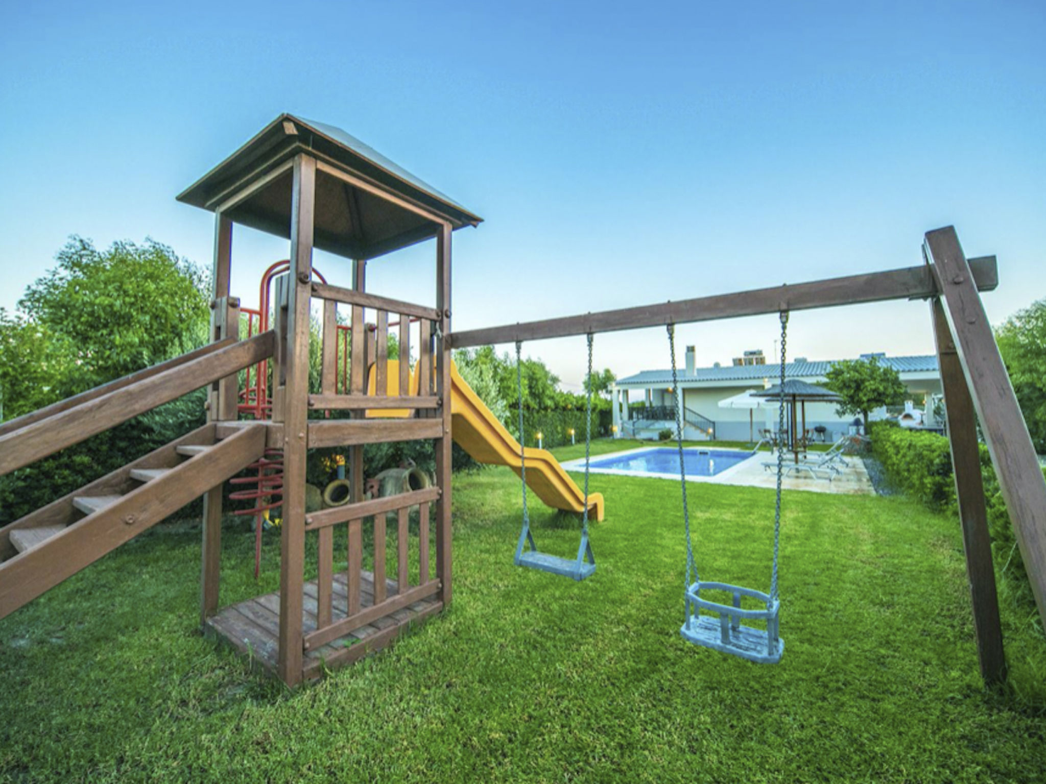 Villa Euphoria, Strand von Gennadi-Image-tags.info