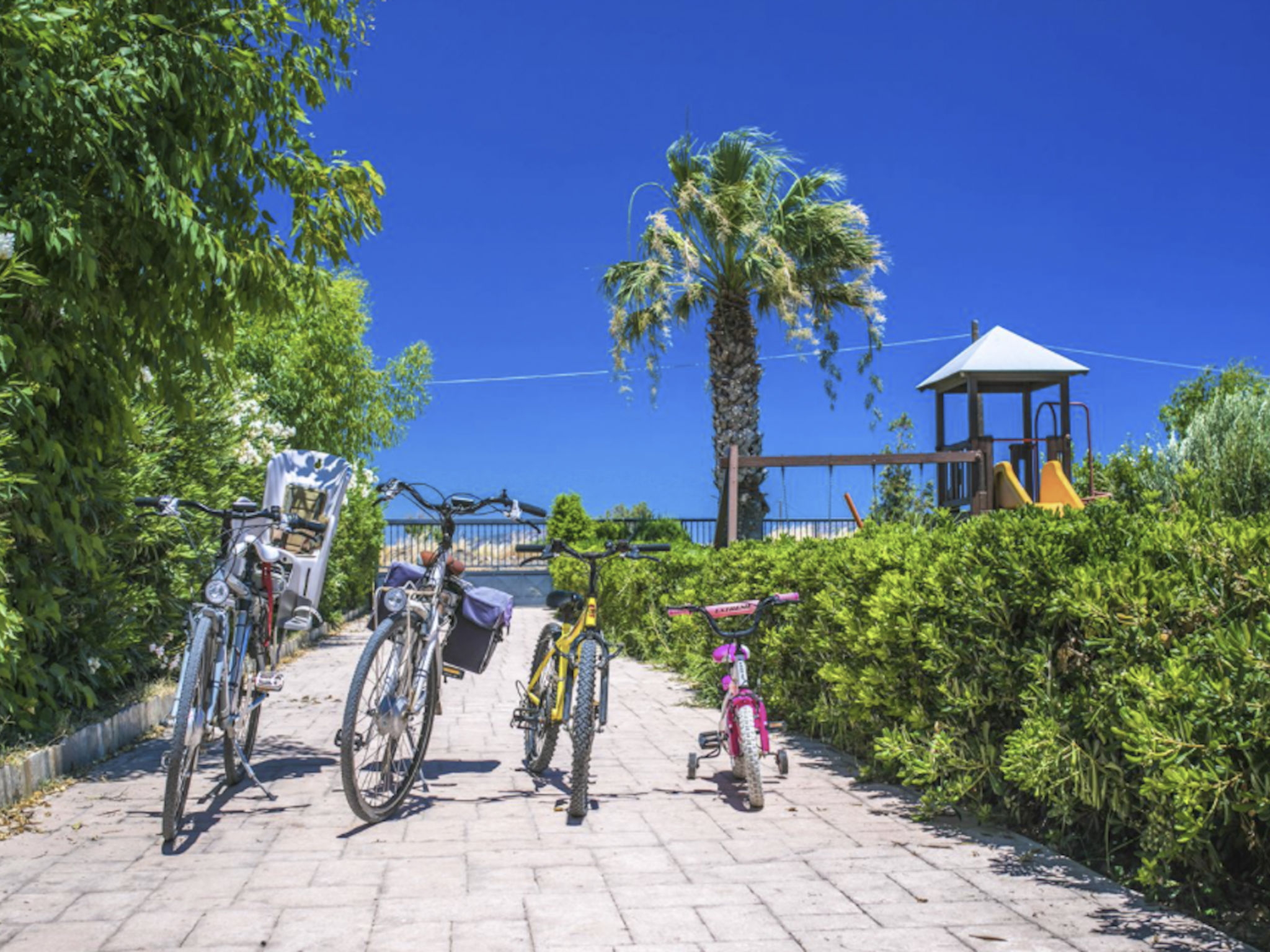 Villa Euphoria, Strand von Gennadi-Image-tags.info