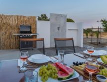 Vigla Kiotari: Vrijstaande villa met privézwembad op 100m van het strand in Gennadi - thumbnail 5