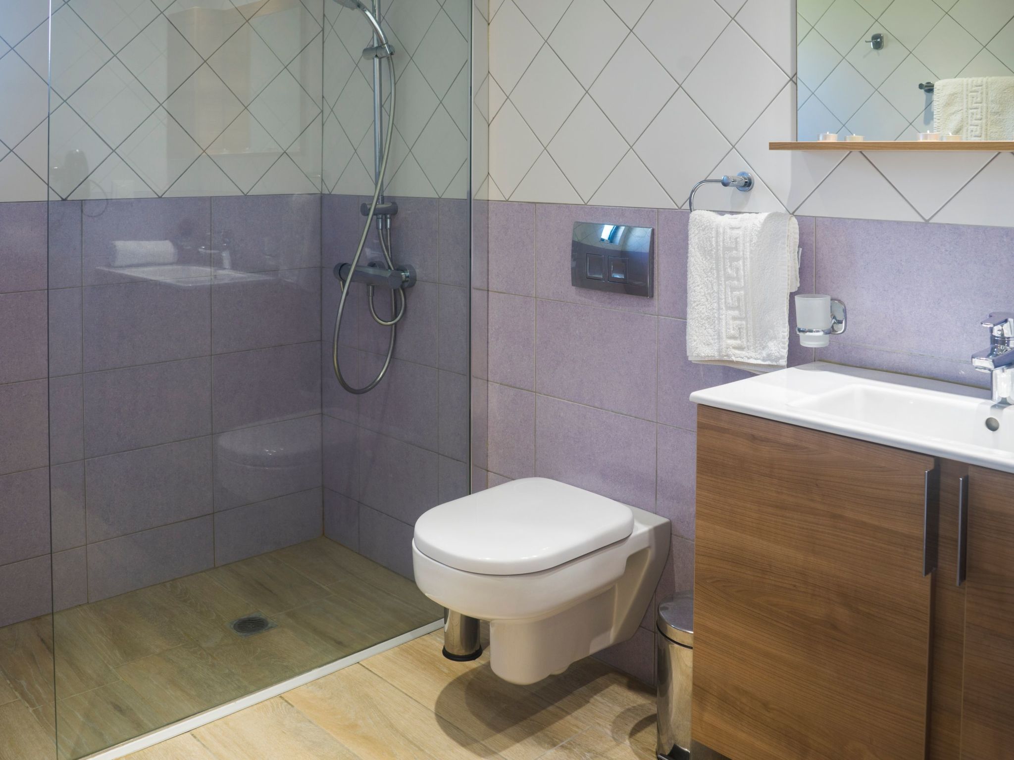 Mit Garten, Grill und Terrasse-Dedans