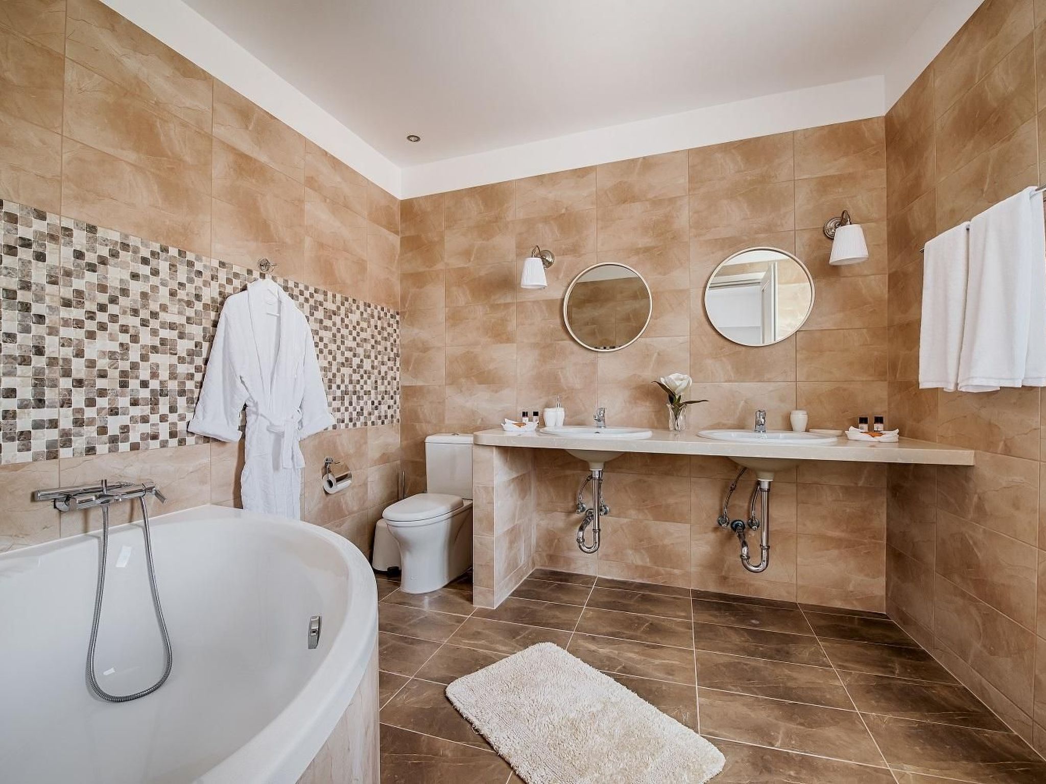 "Despina's Terrace"-Dedans