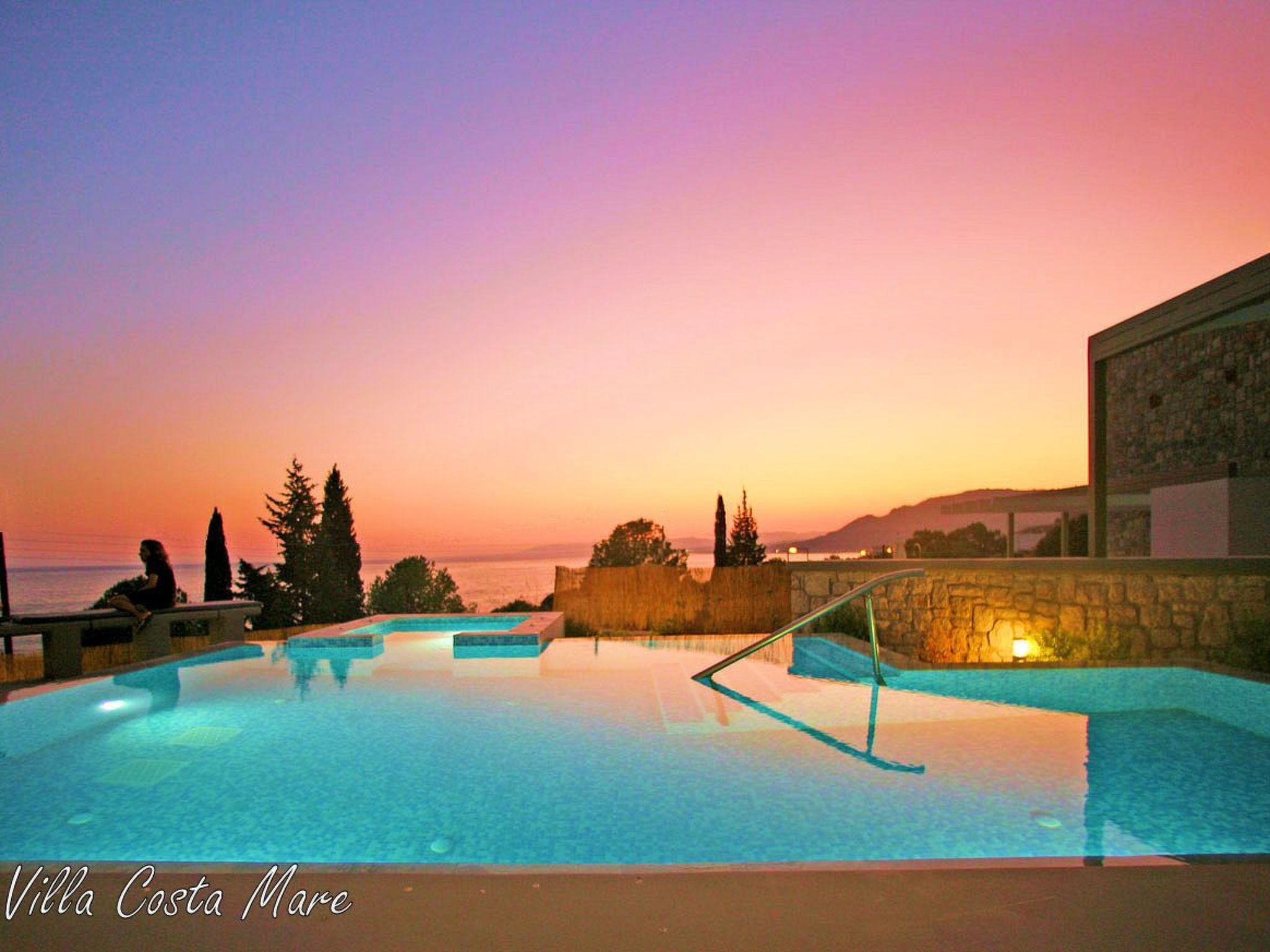 Villa CostaMare - Luxuriöse, neu gebaute Steinvilla