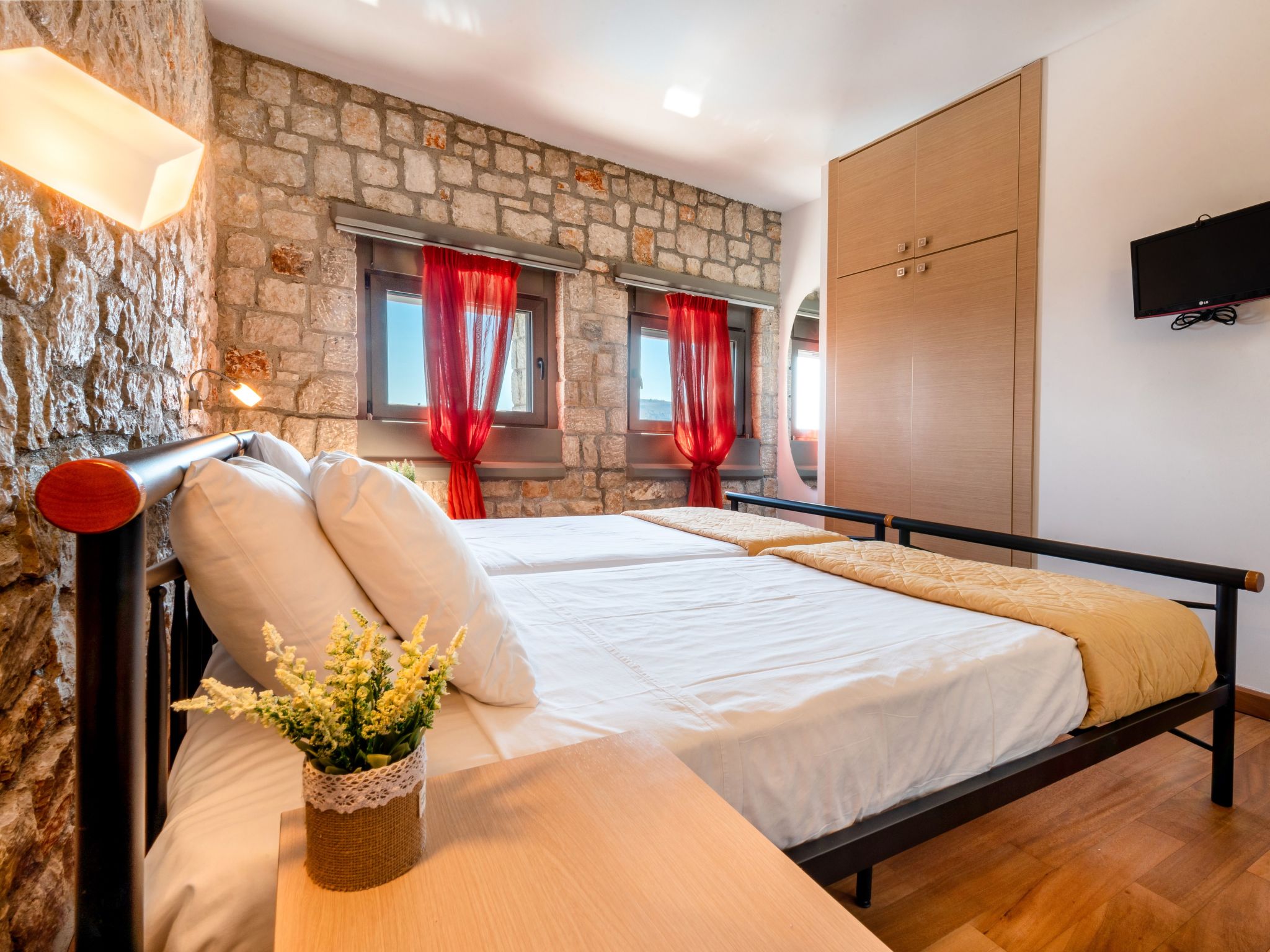 Villa CostaMare - Luxuriöse, neu gebaute Steinvilla-Dedans